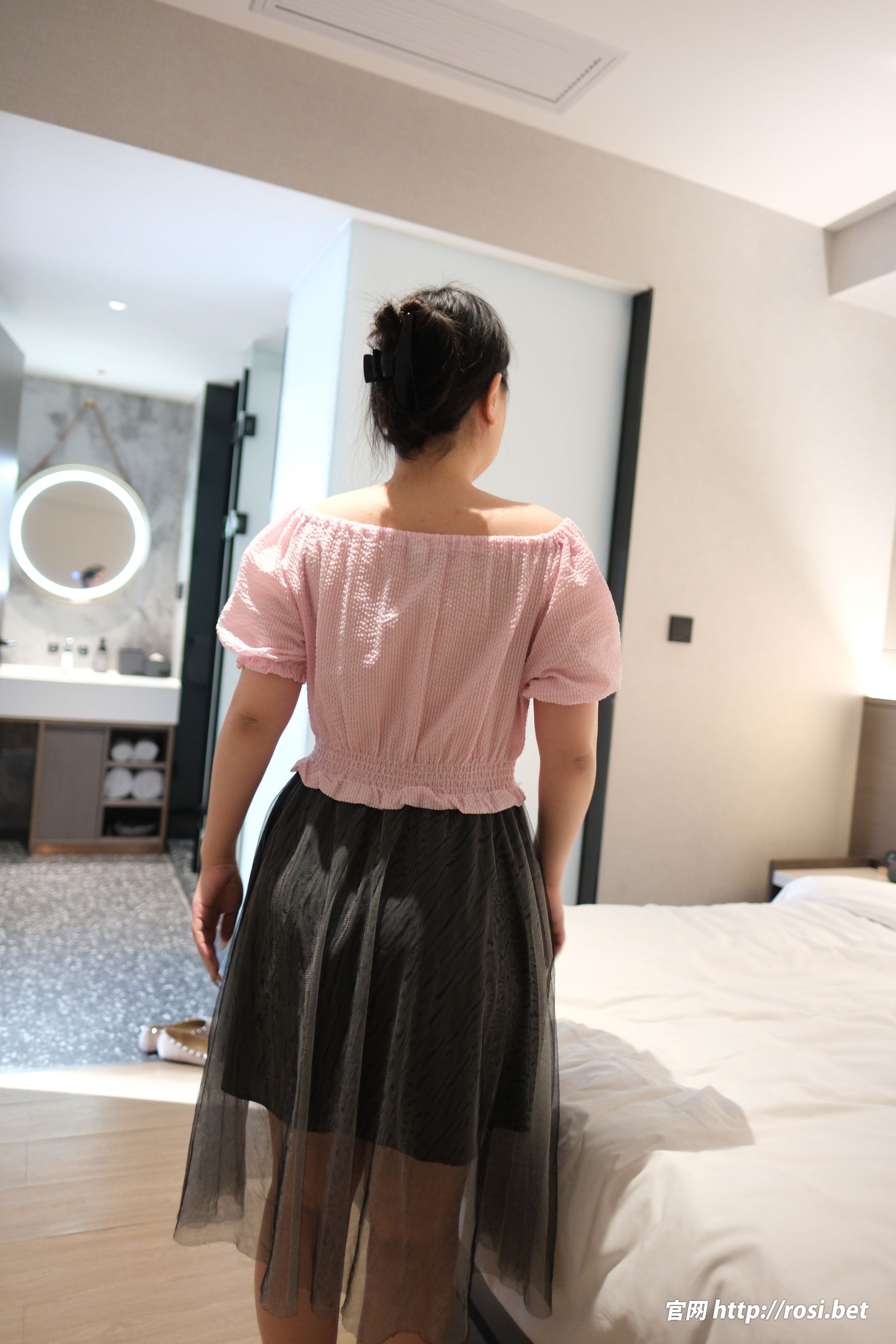[ROSI写真] 2026.03.31 NO.5230/(84P)