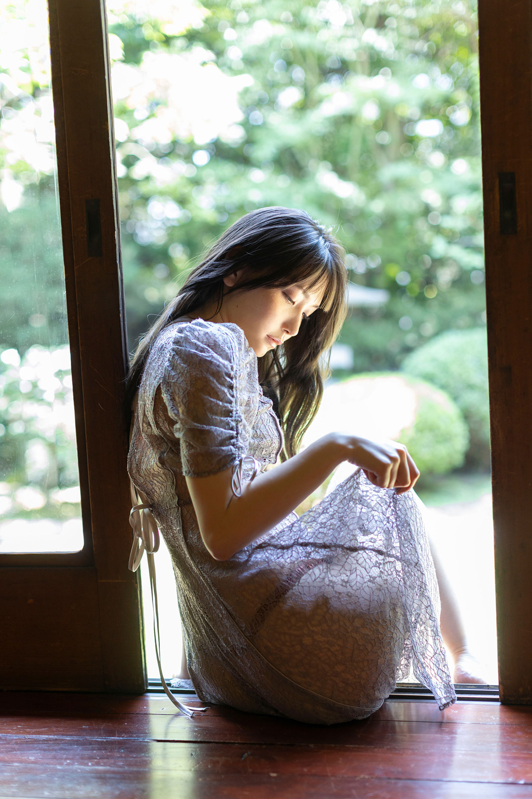 あまつまりな - 湿った夏の艶めき/(97P)