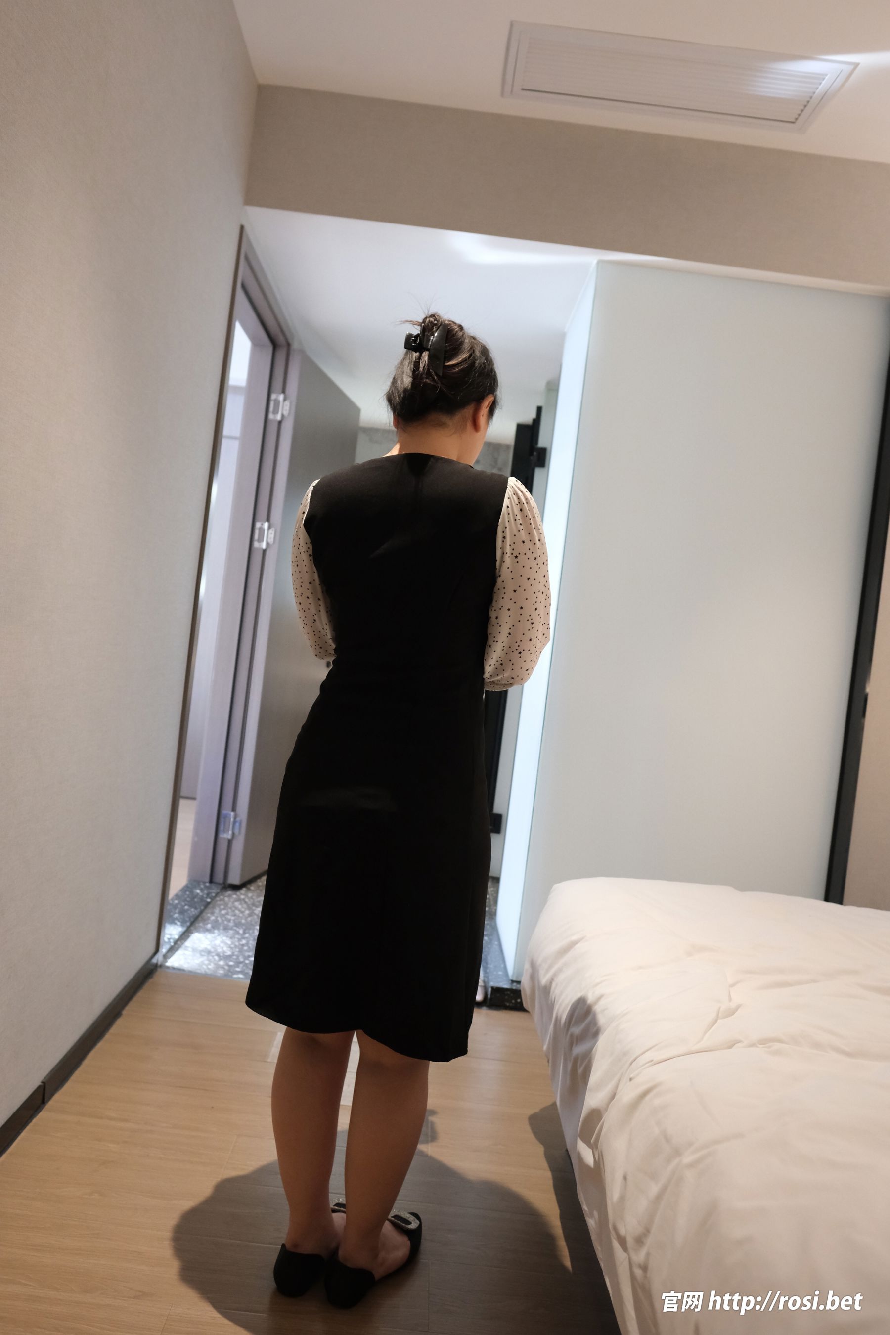 [ROSI写真] 2026.03.09 NO.5208/(69P)