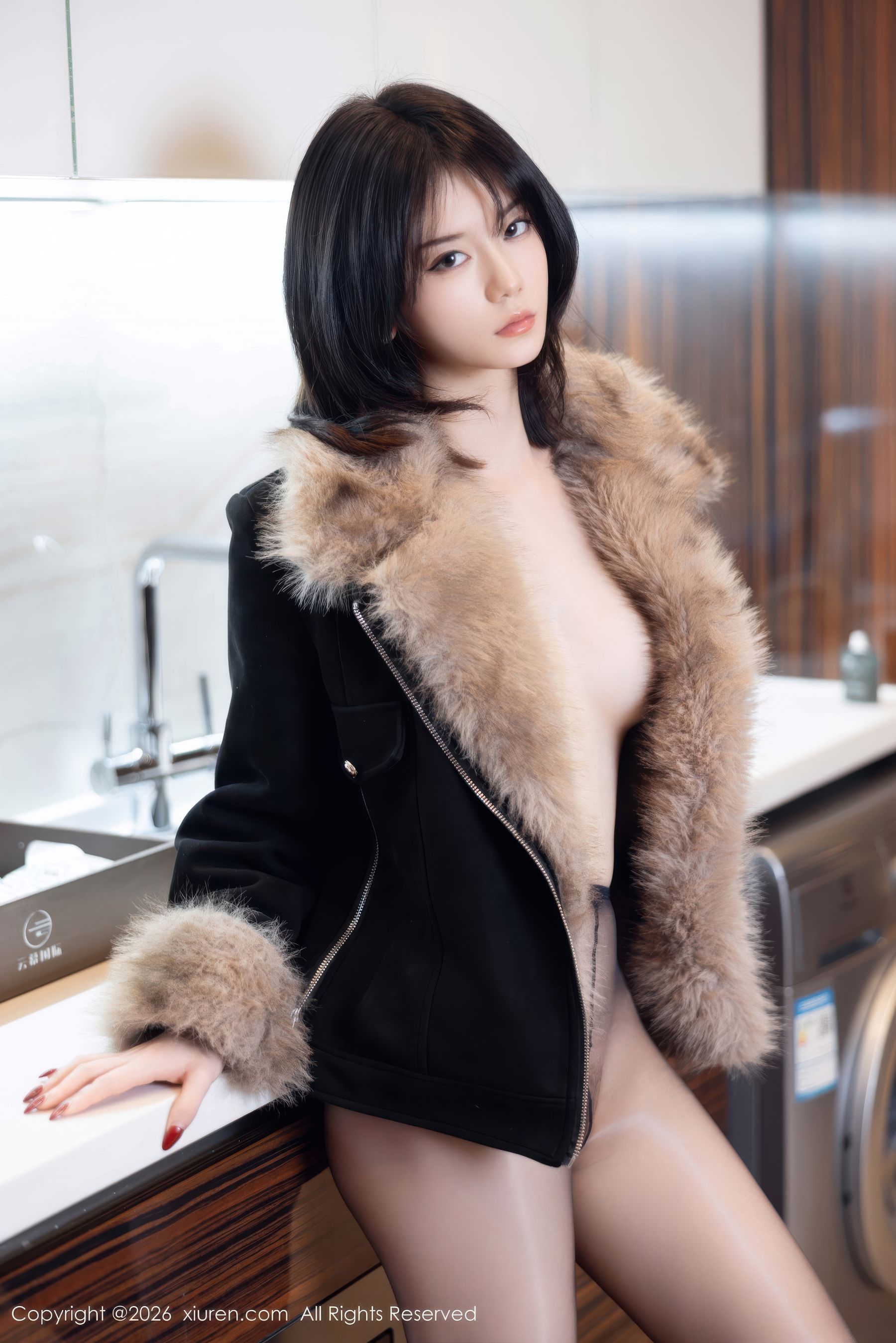 [秀人XiuRen] 2026.01.09 No.11215 凌七七/(62P)