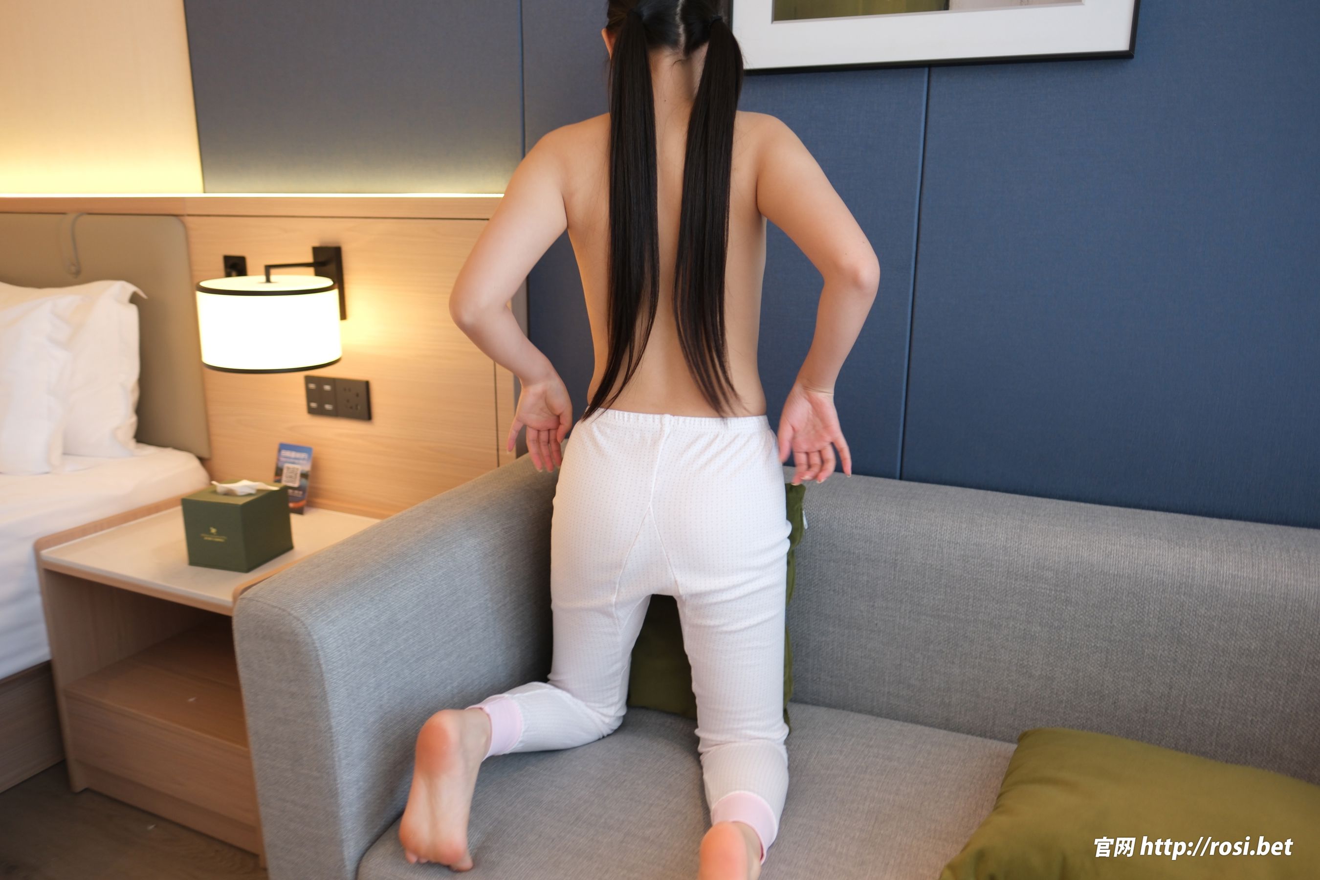 [ROSI写真] 2026.02.24 NO.5195/(75P)