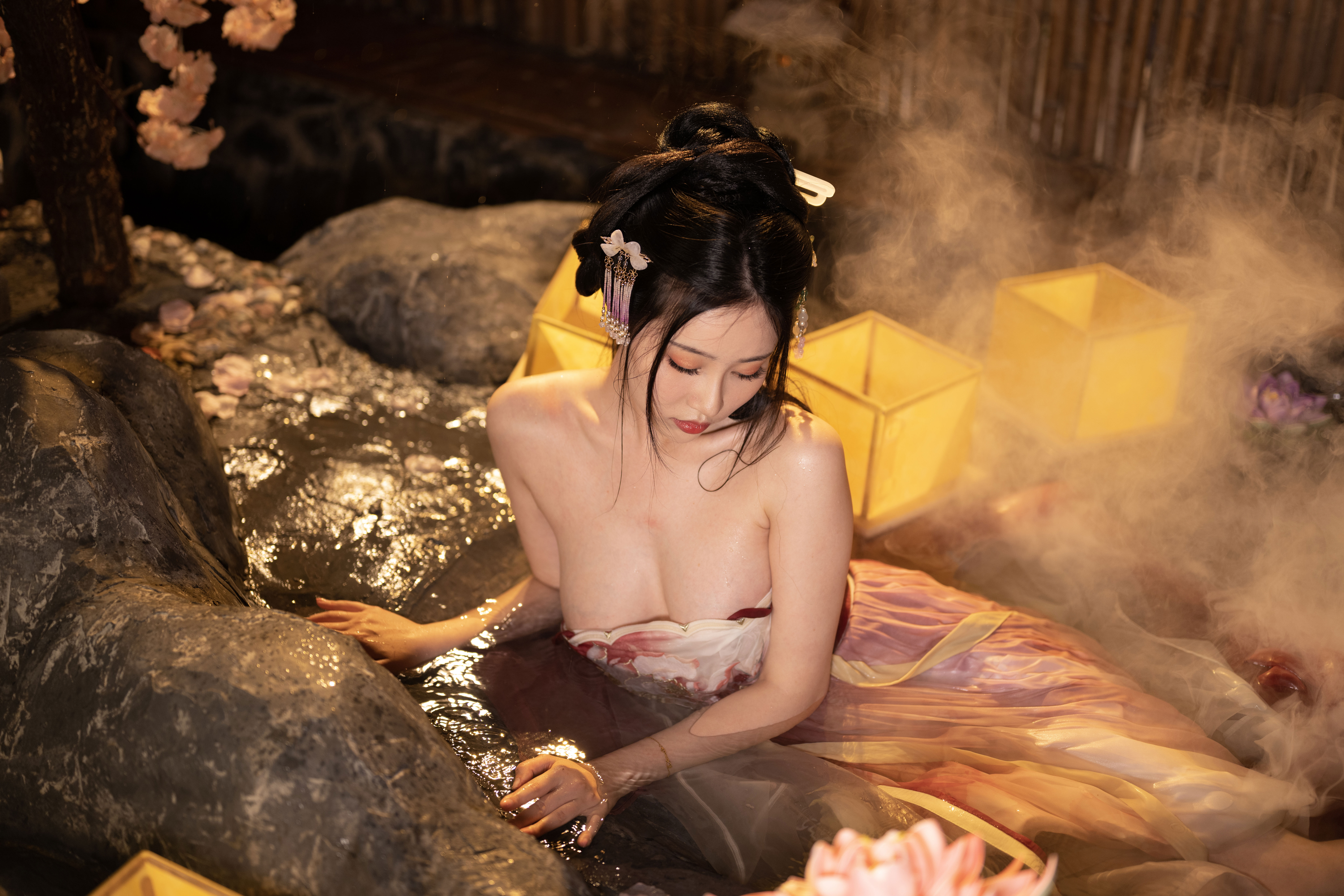 Nnian - 无修原片 出水芙蓉/(333P)