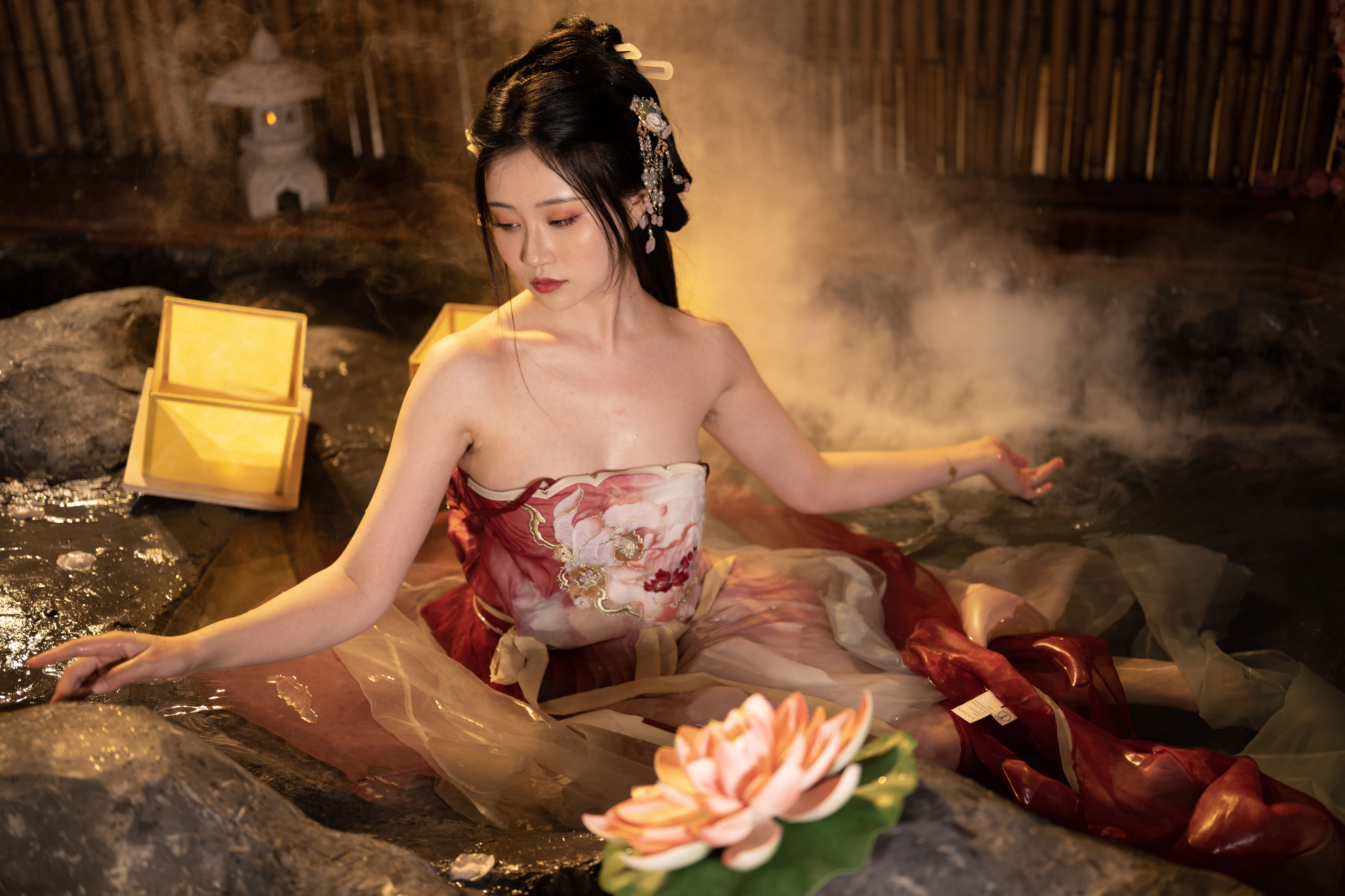 Nnian - 无修原片 出水芙蓉/(333P)