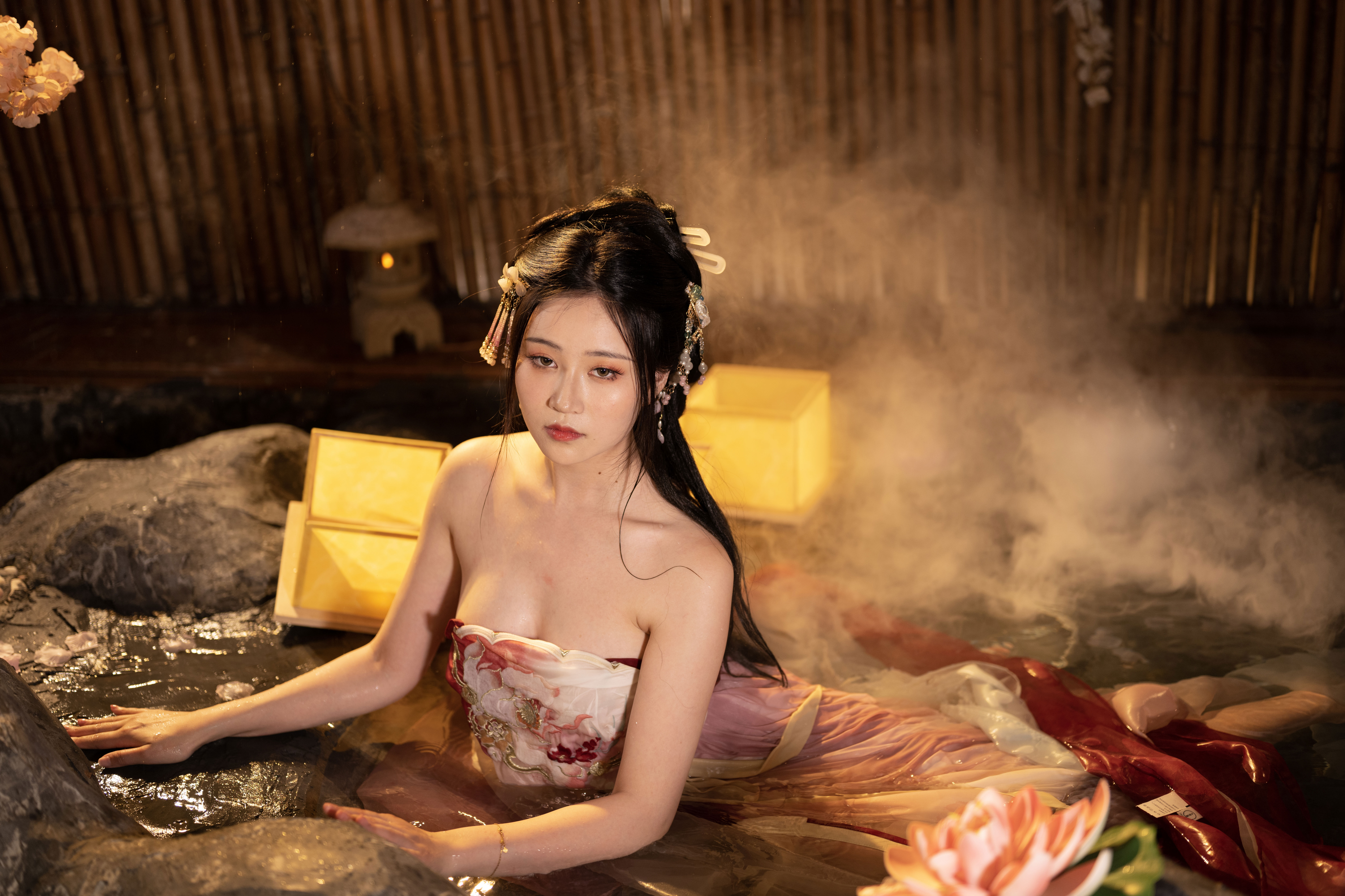 Nnian - 无修原片 出水芙蓉/(333P)