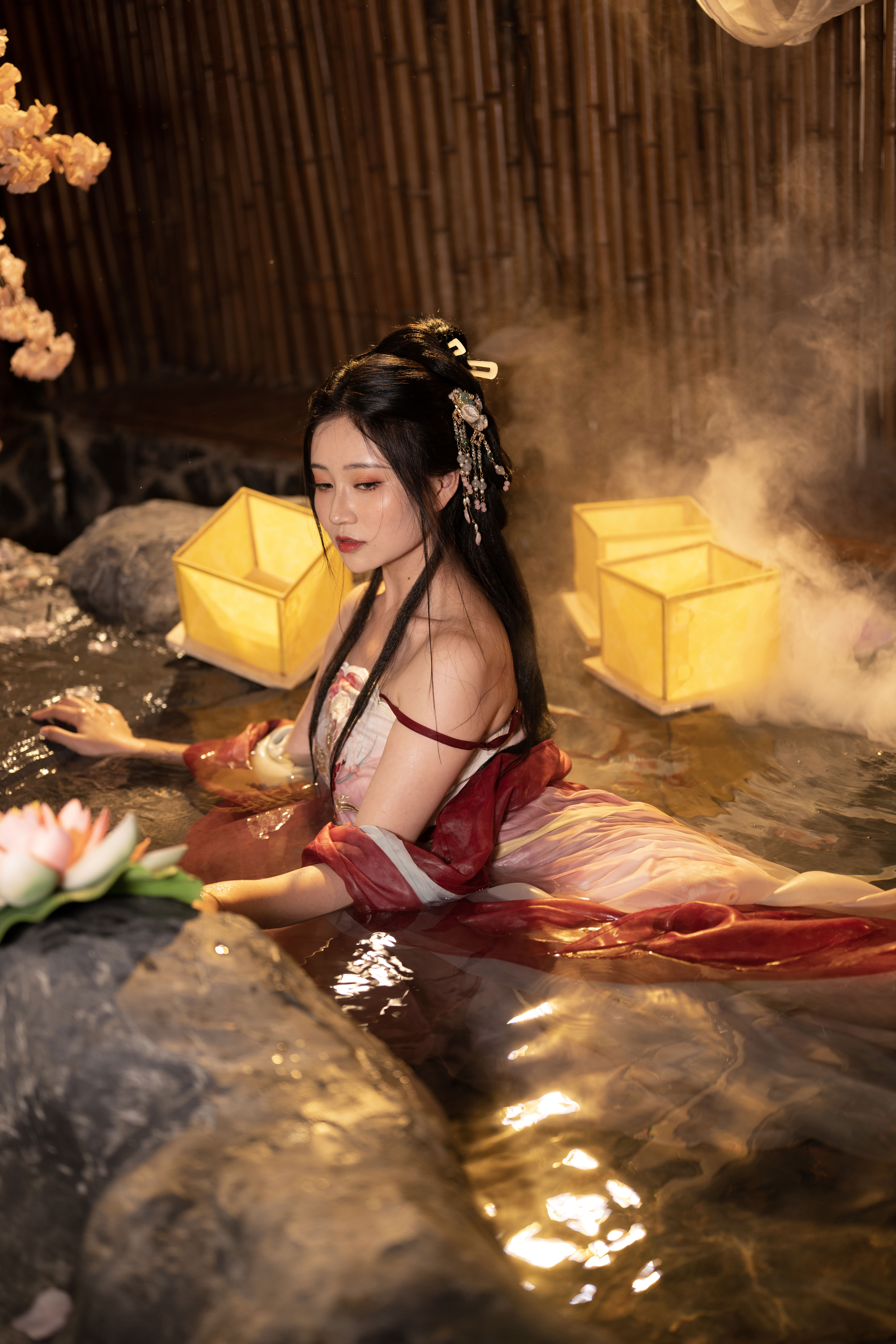 Nnian - 无修原片 出水芙蓉/(333P)