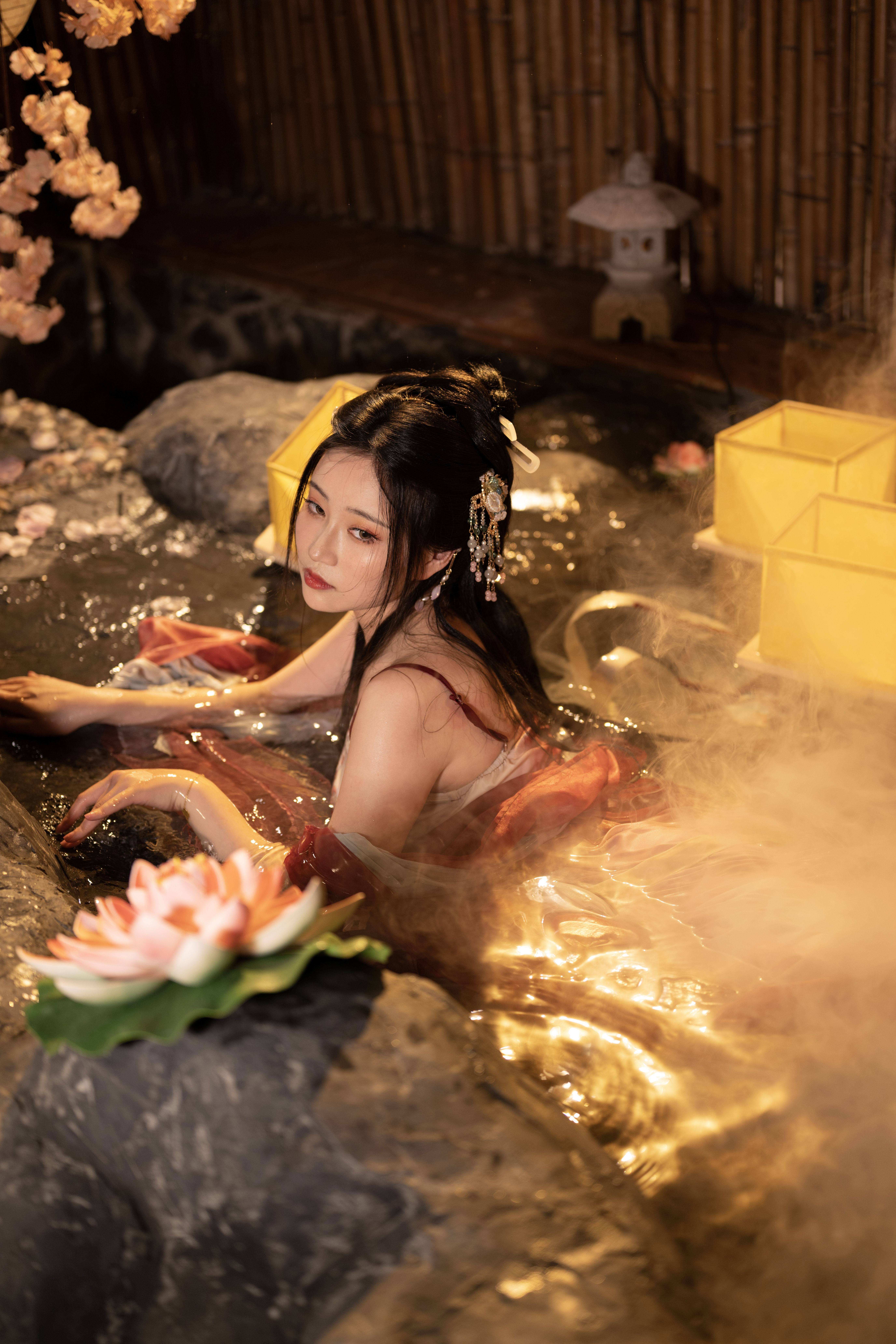 Nnian - 无修原片 出水芙蓉/(333P)