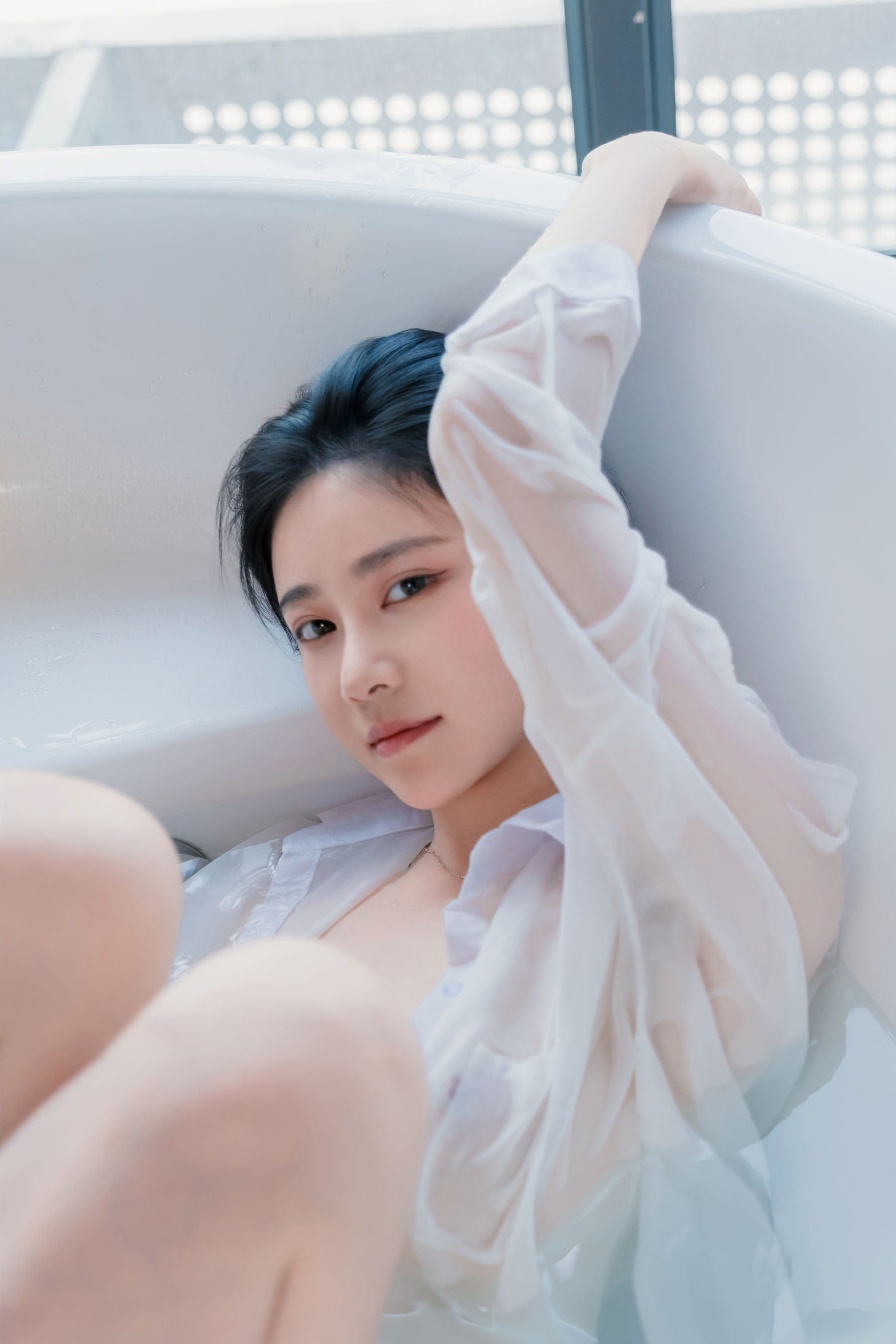 Nnian - 浴女/(23P)