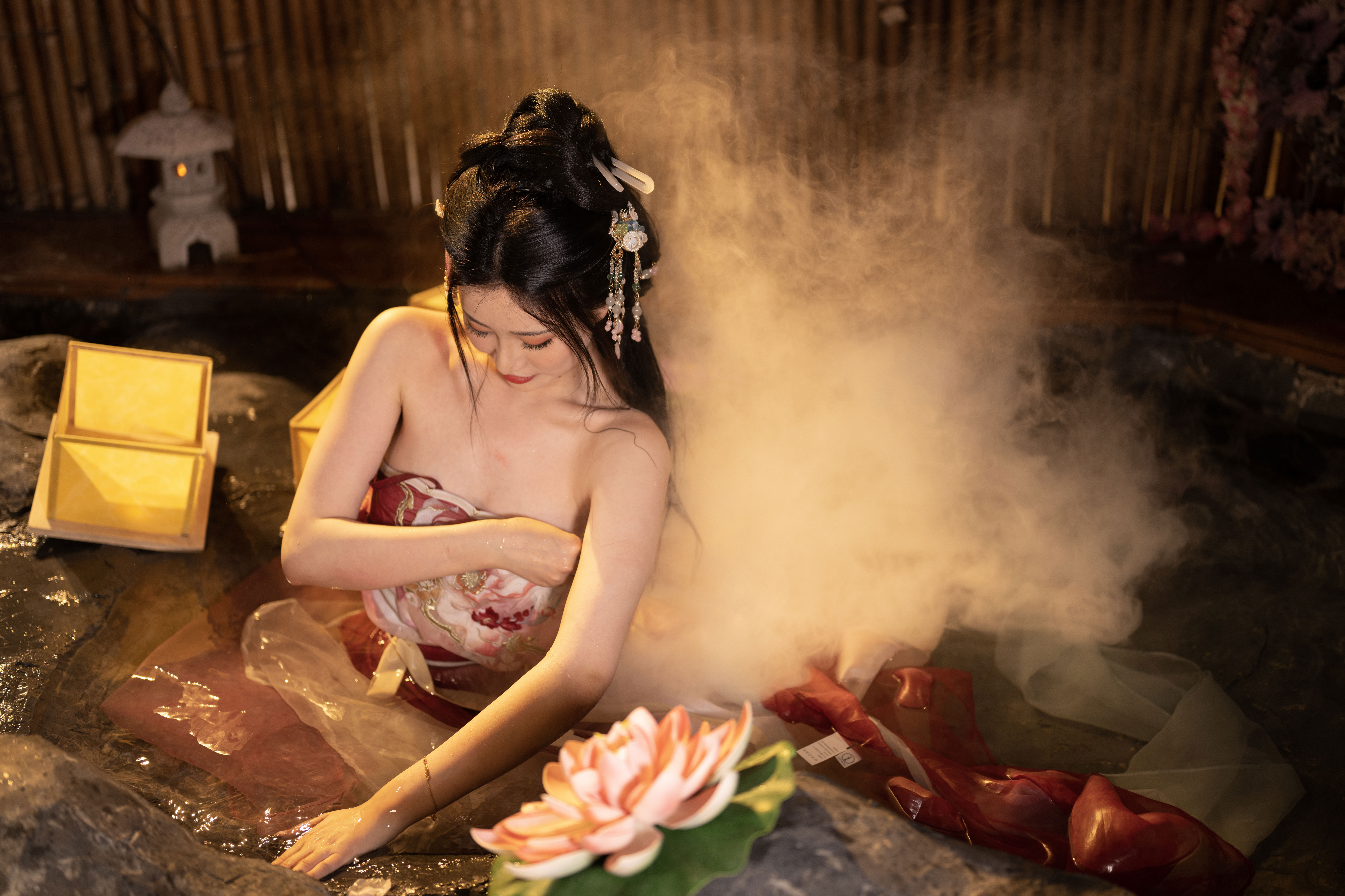 Nnian - 无修原片 出水芙蓉/(333P)