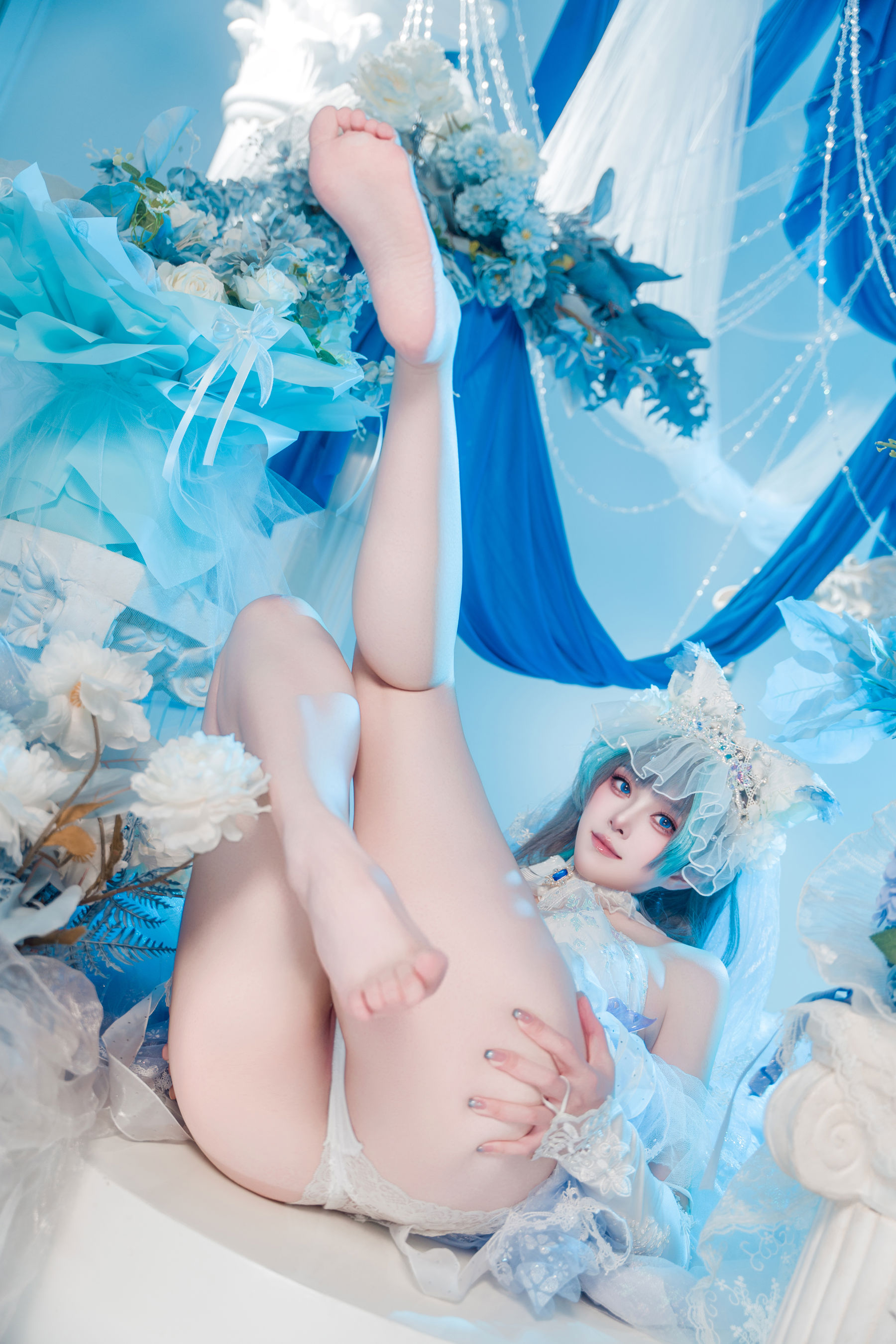 Natsuko夏夏子 - 碧蓝航线 柴郡婚纱/(70P)