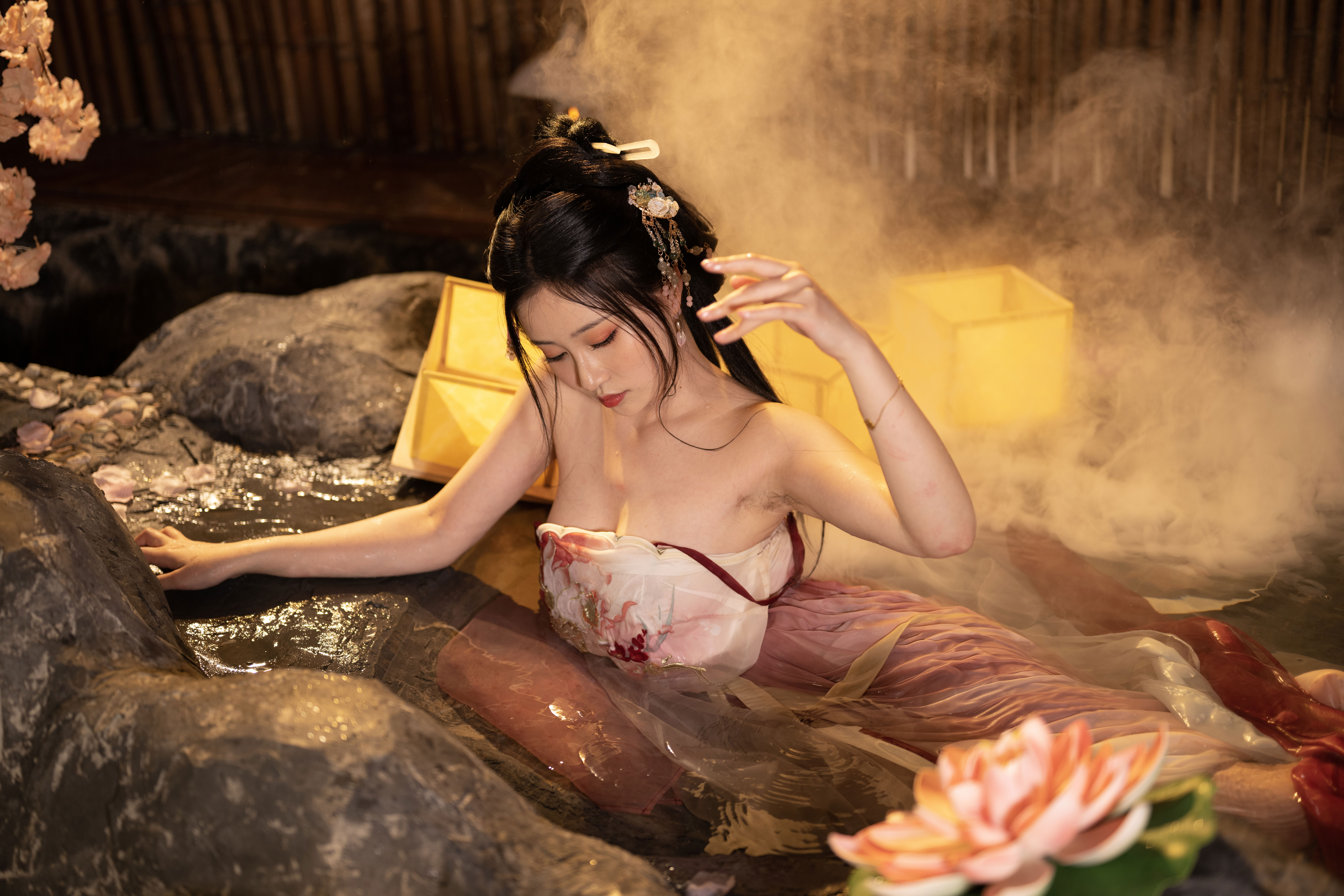 Nnian - 无修原片 出水芙蓉/(333P)