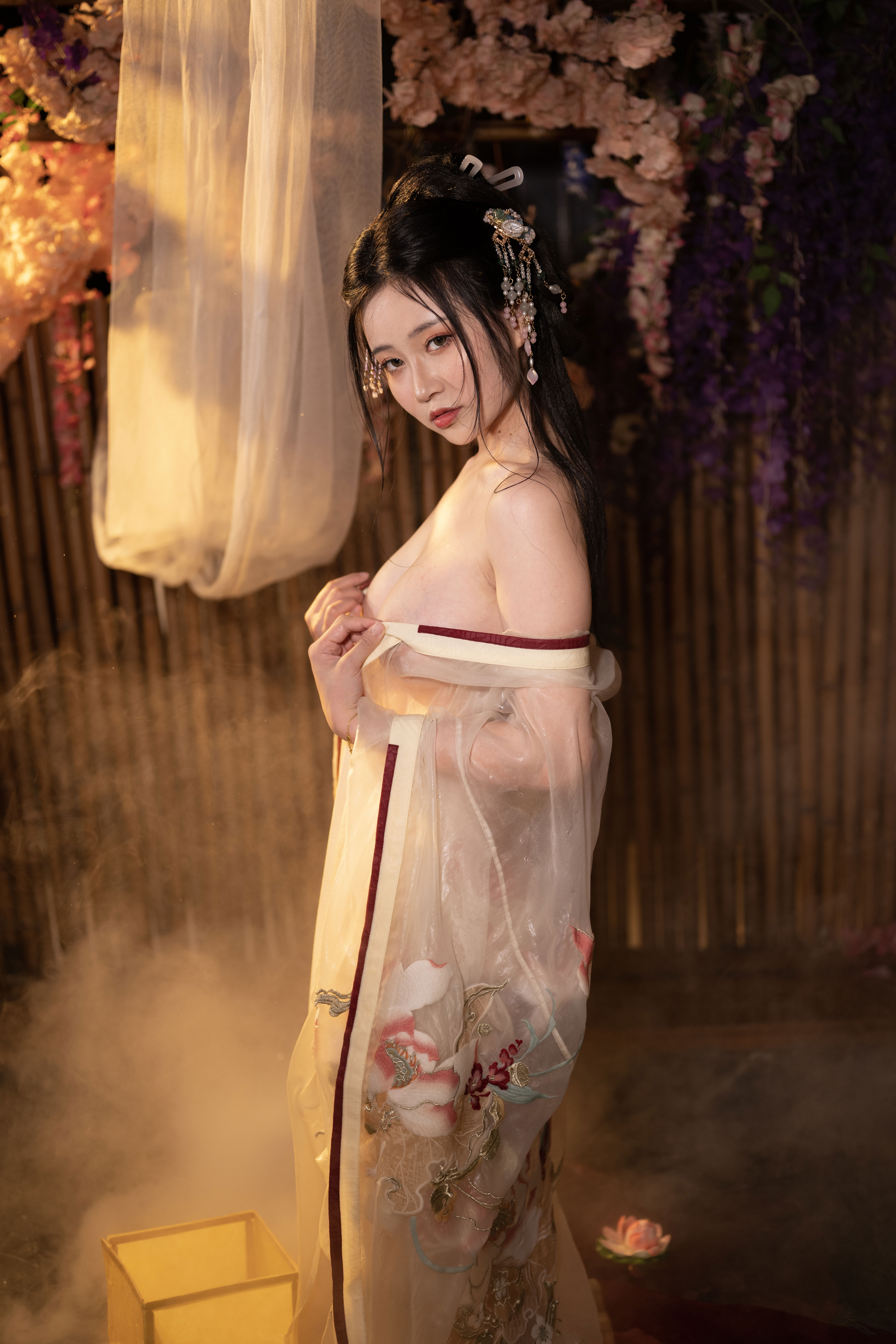 Nnian - 无修原片 出水芙蓉/(333P)