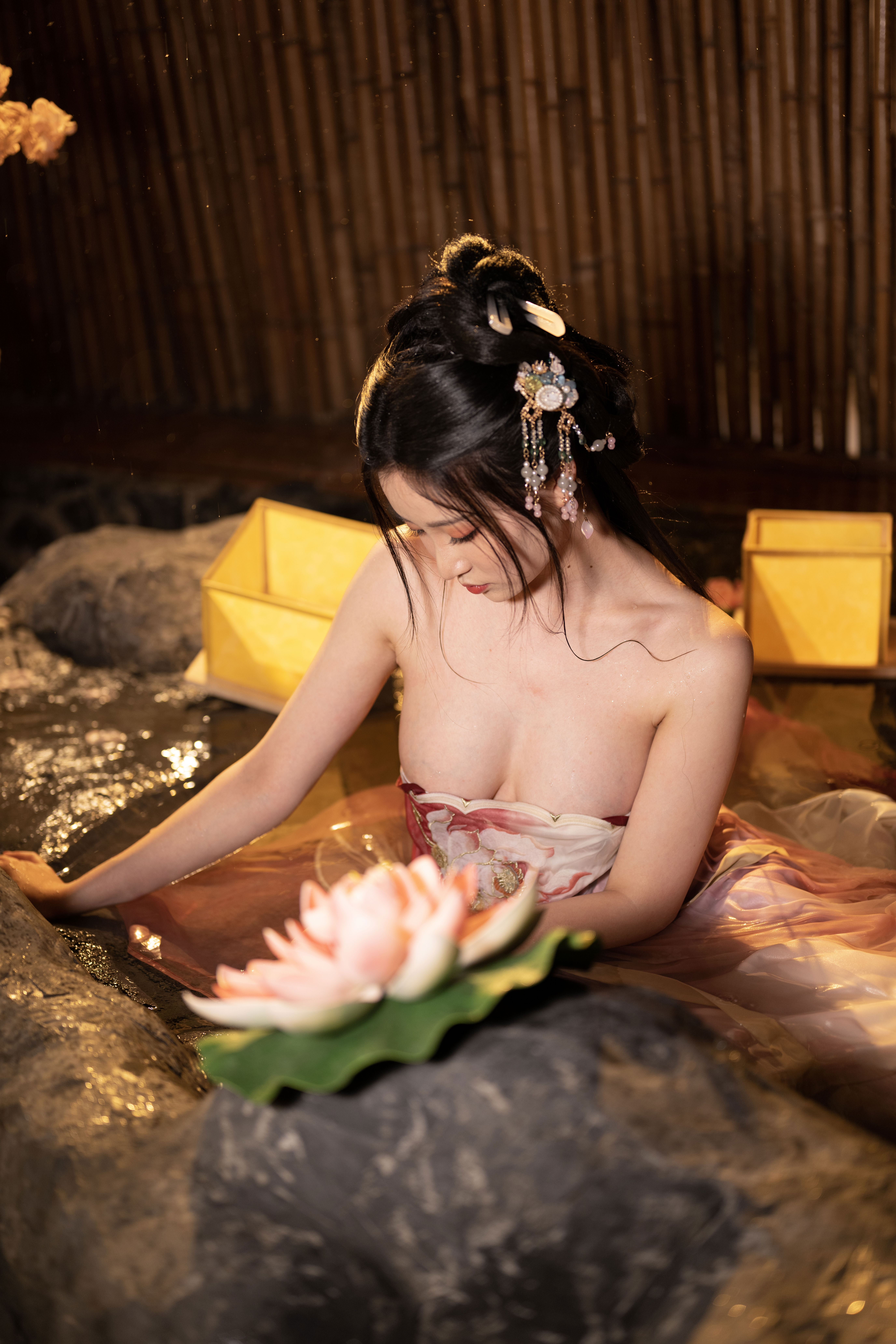 Nnian - 无修原片 出水芙蓉/(333P)