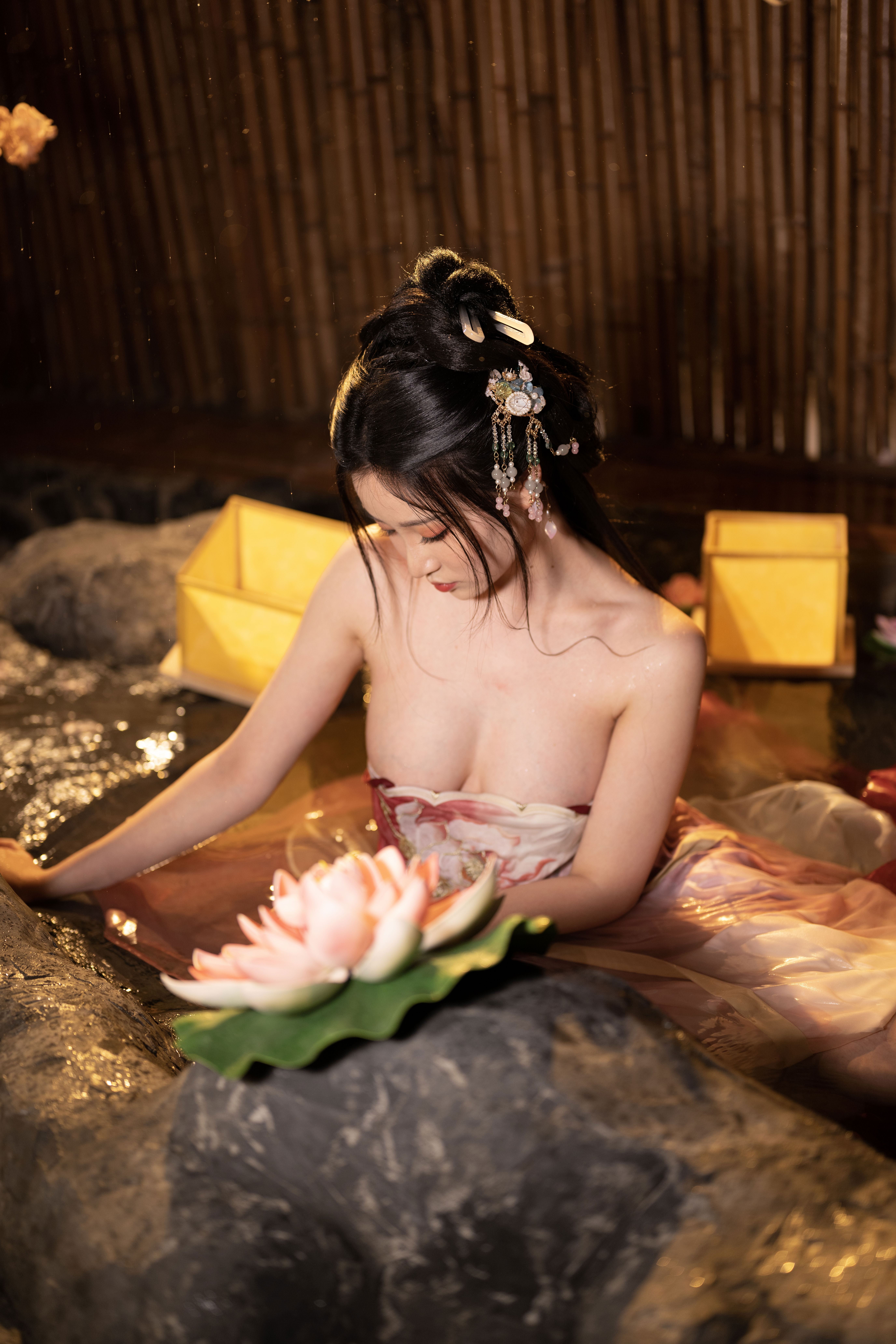 Nnian - 无修原片 出水芙蓉/(333P)