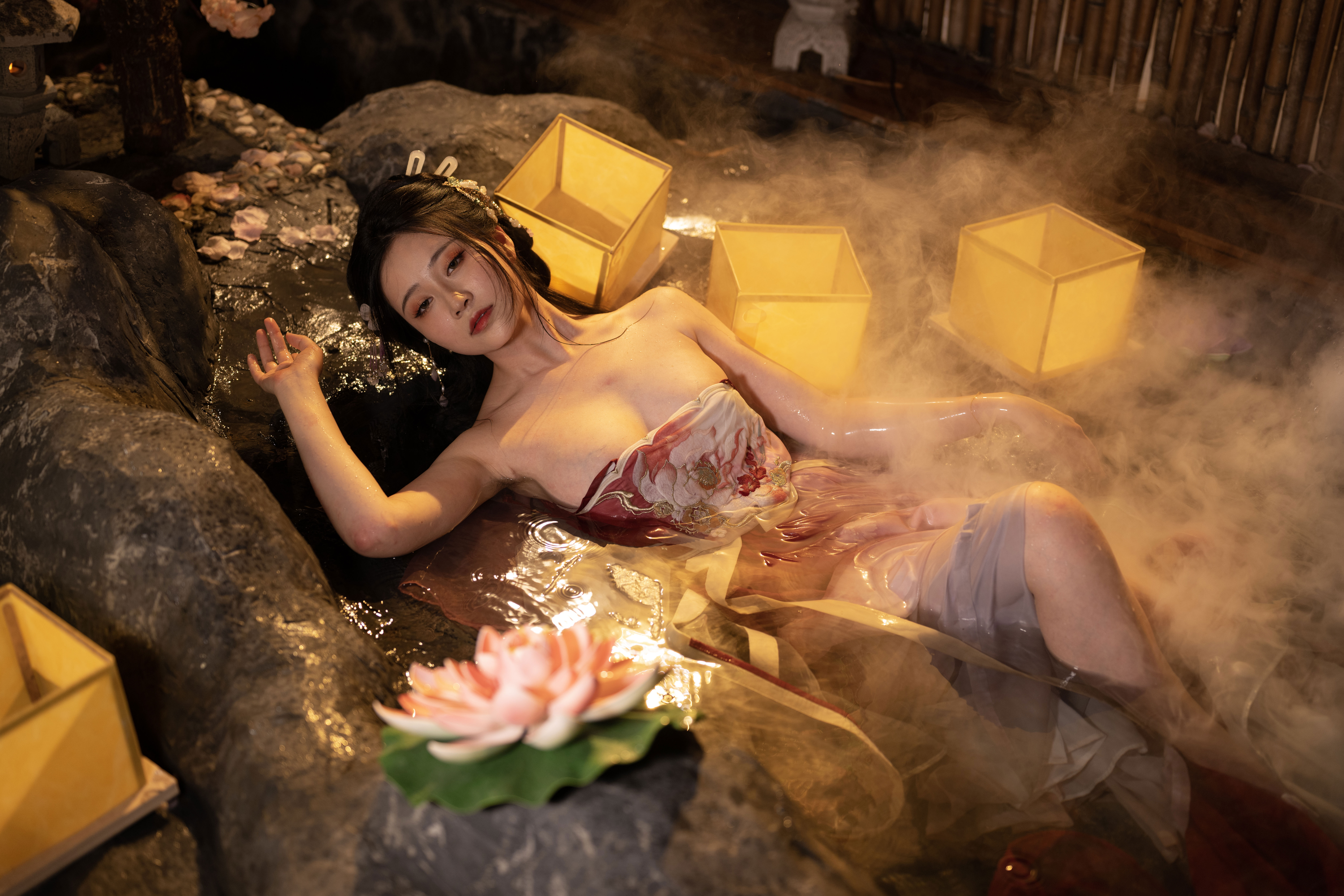 Nnian - 无修原片 出水芙蓉/(333P)