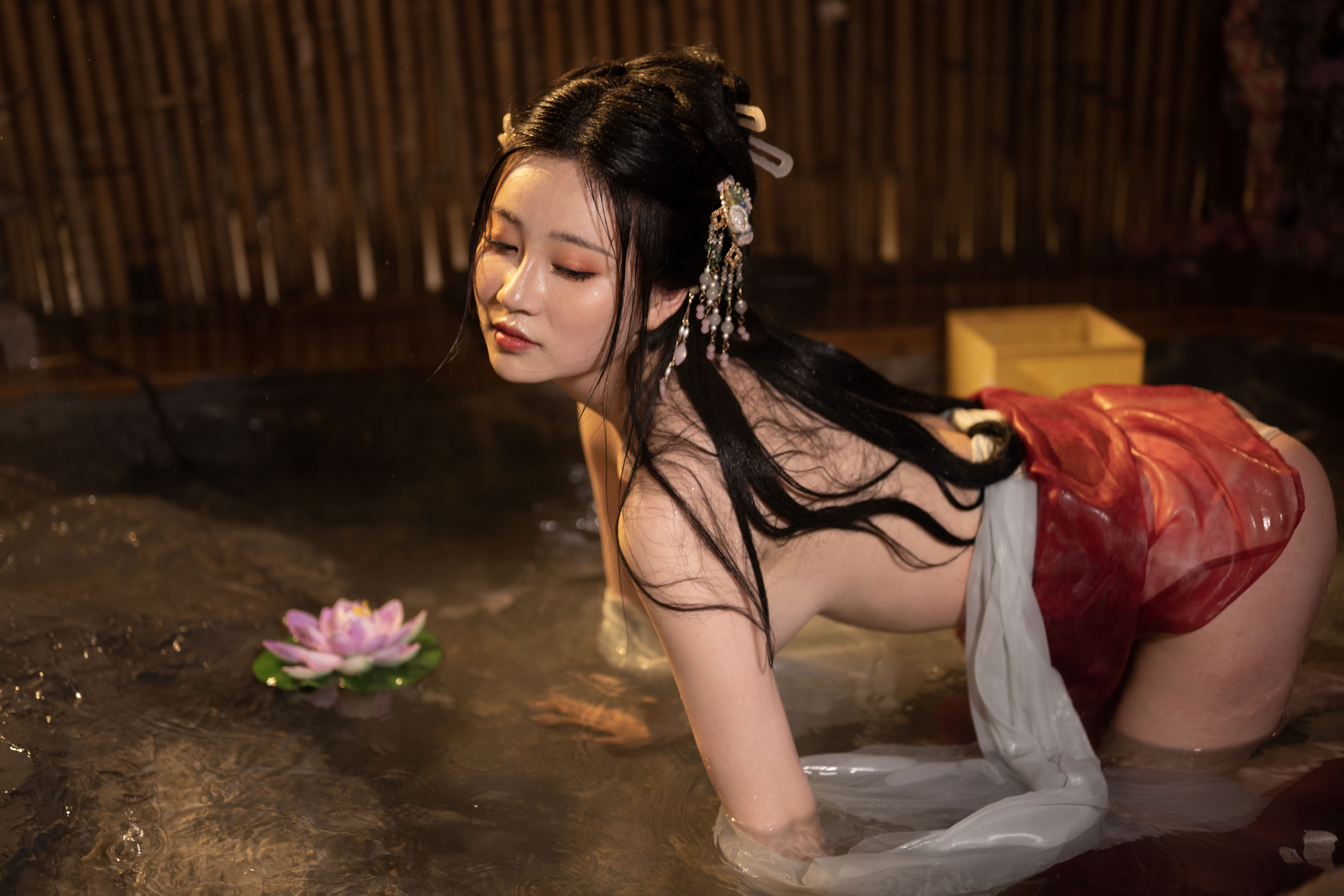 Nnian - 无修原片 出水芙蓉/(333P)