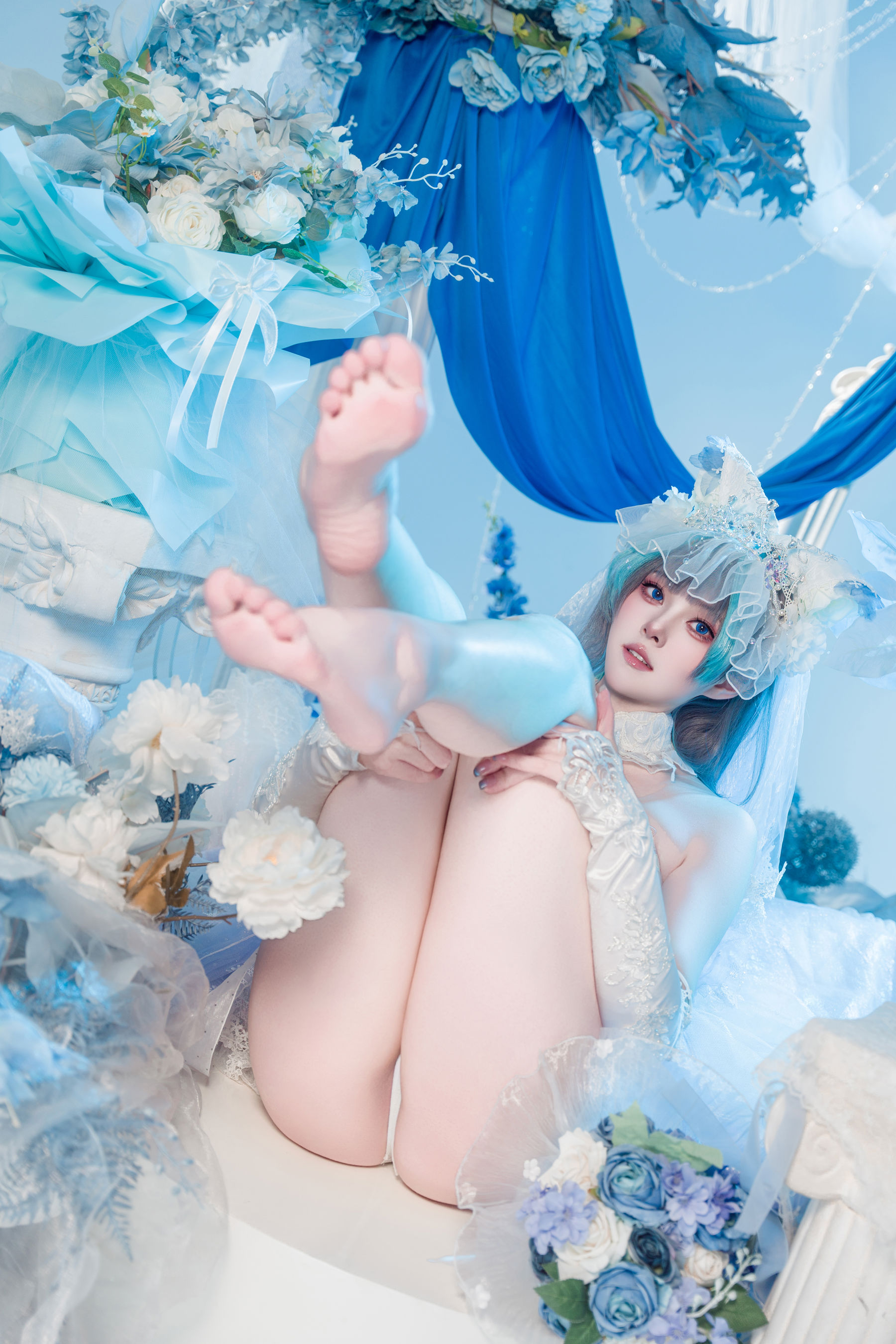 Natsuko夏夏子 - 碧蓝航线 柴郡婚纱/(70P)
