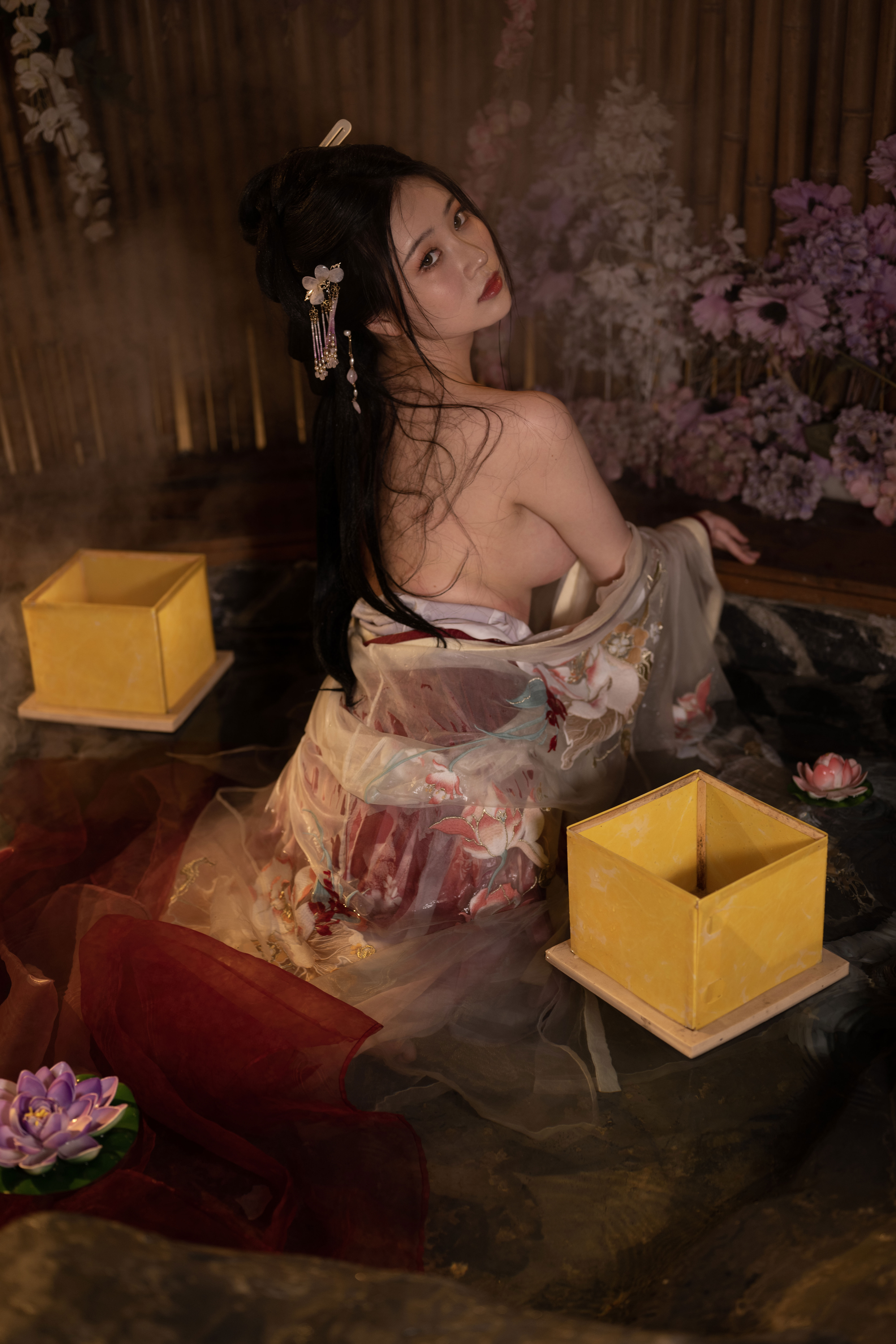 Nnian - 无修原片 出水芙蓉/(333P)