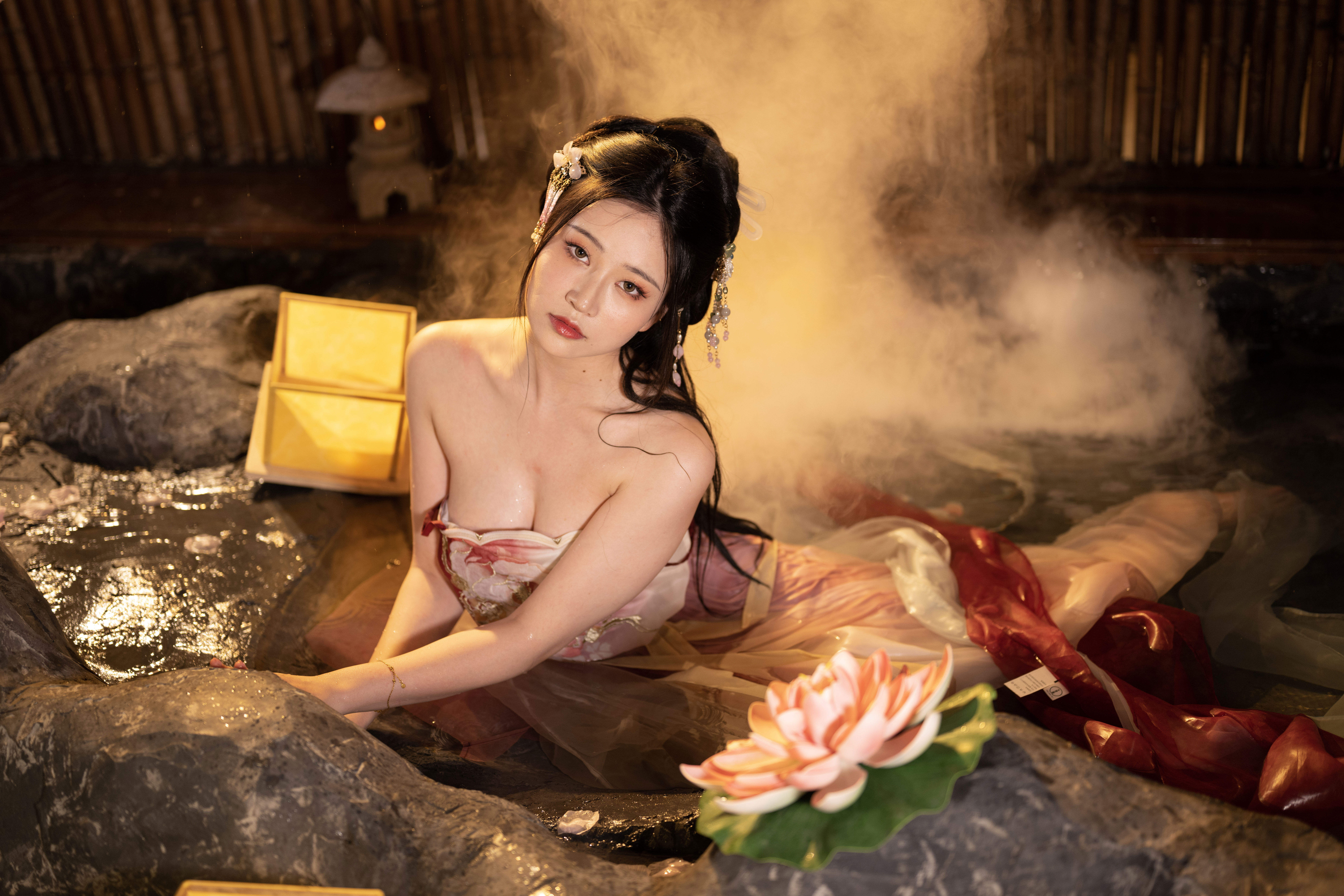 Nnian - 无修原片 出水芙蓉/(333P)