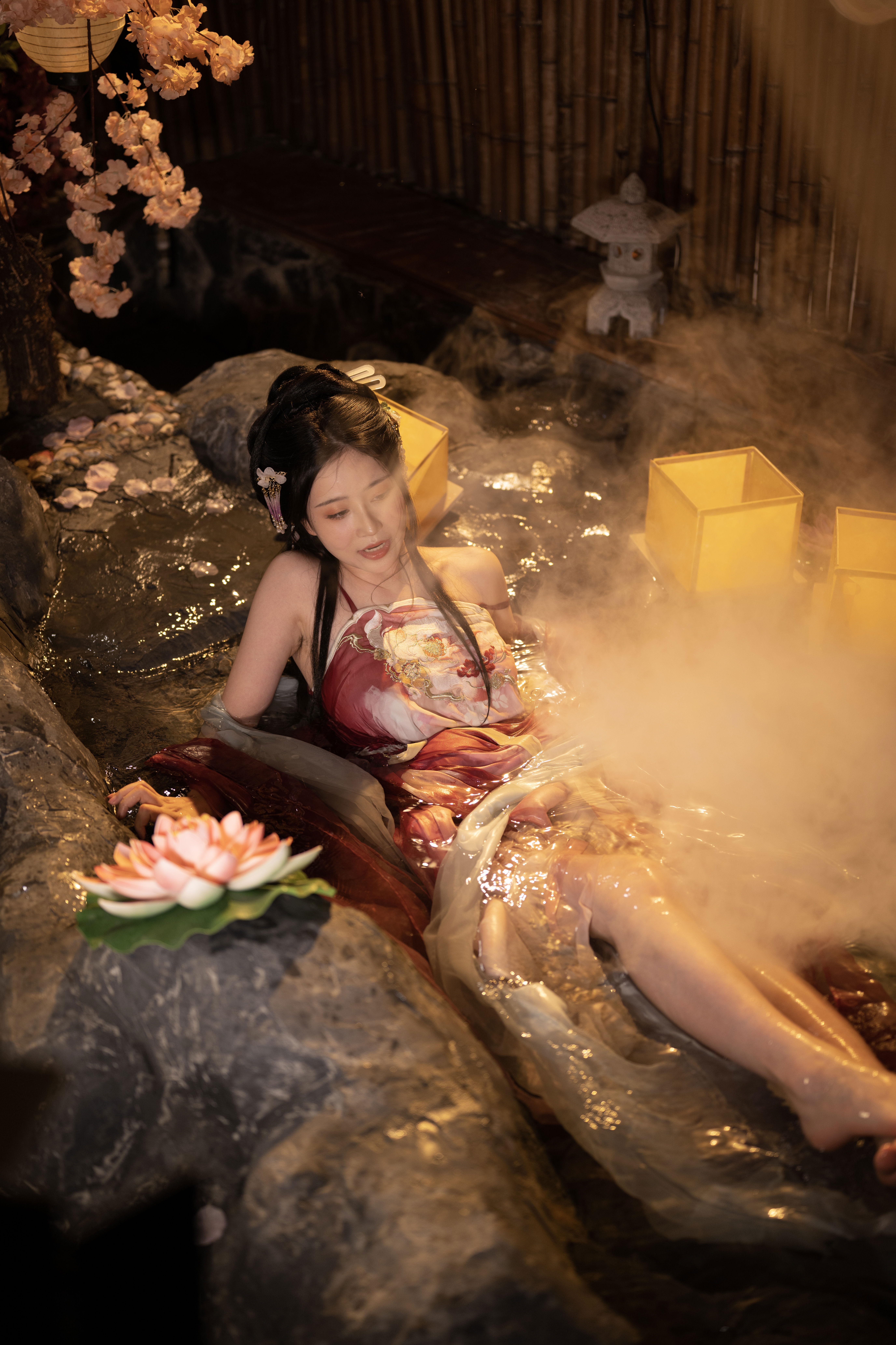 Nnian - 无修原片 出水芙蓉/(333P)