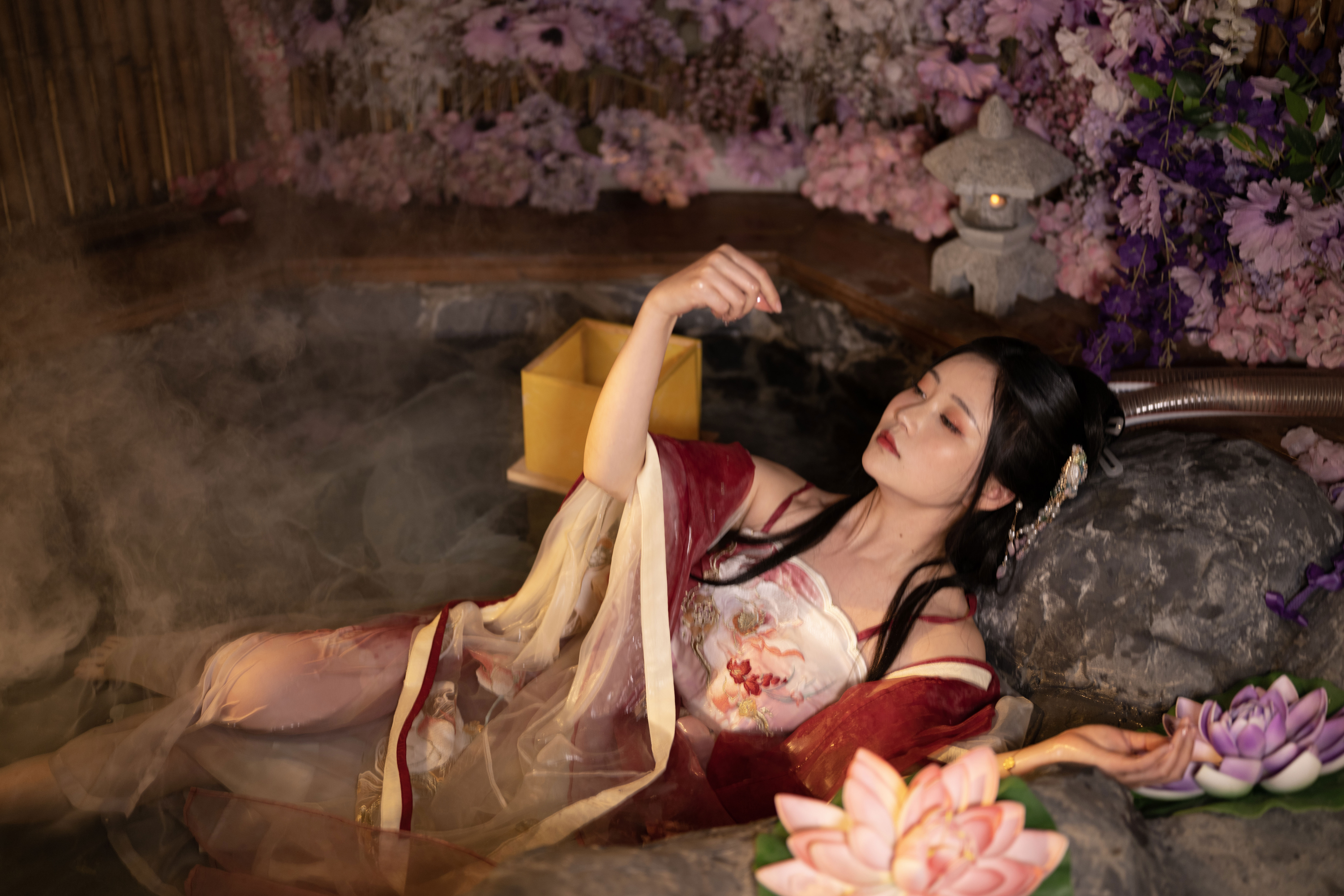 Nnian - 无修原片 出水芙蓉/(333P)