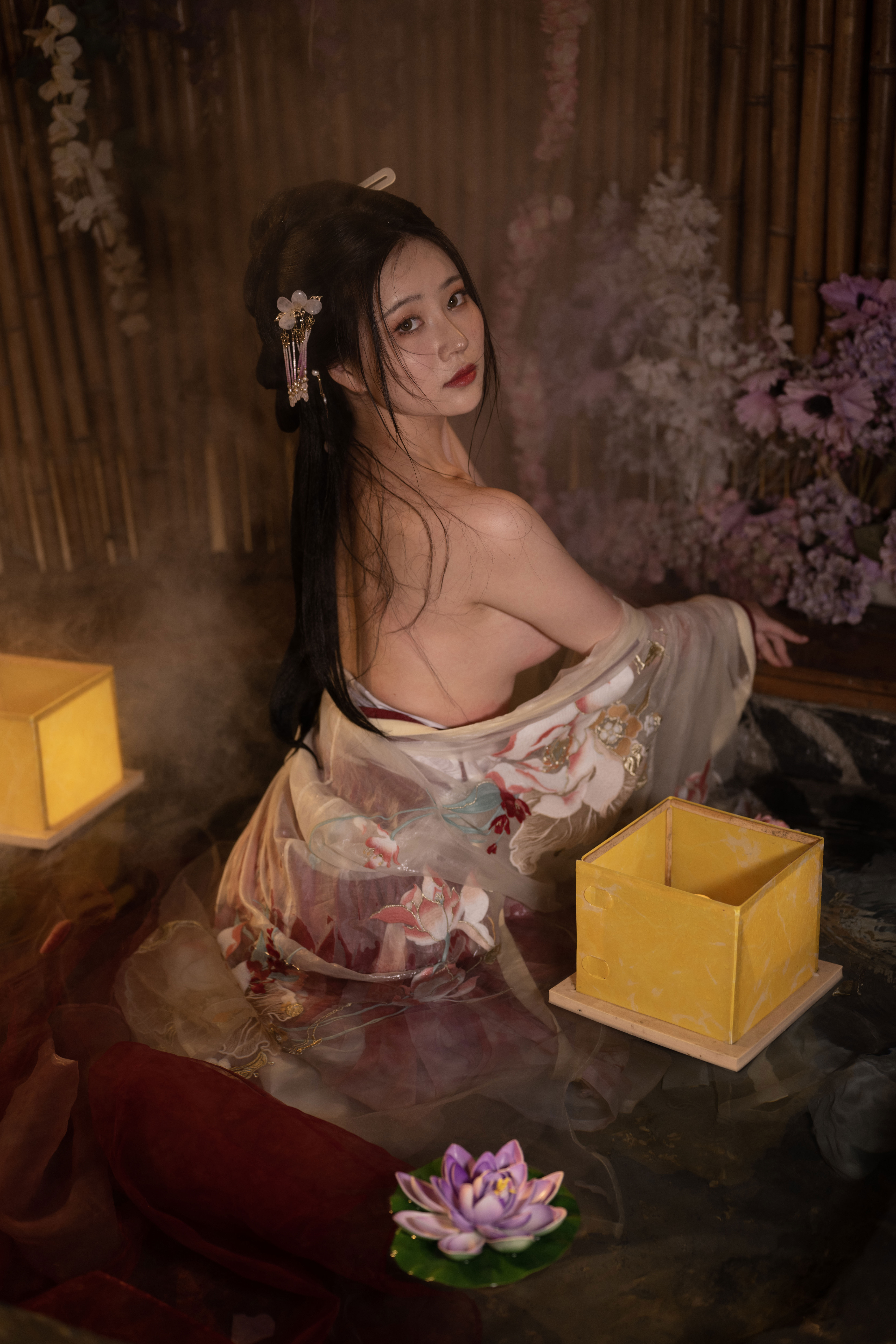 Nnian - 无修原片 出水芙蓉/(333P)