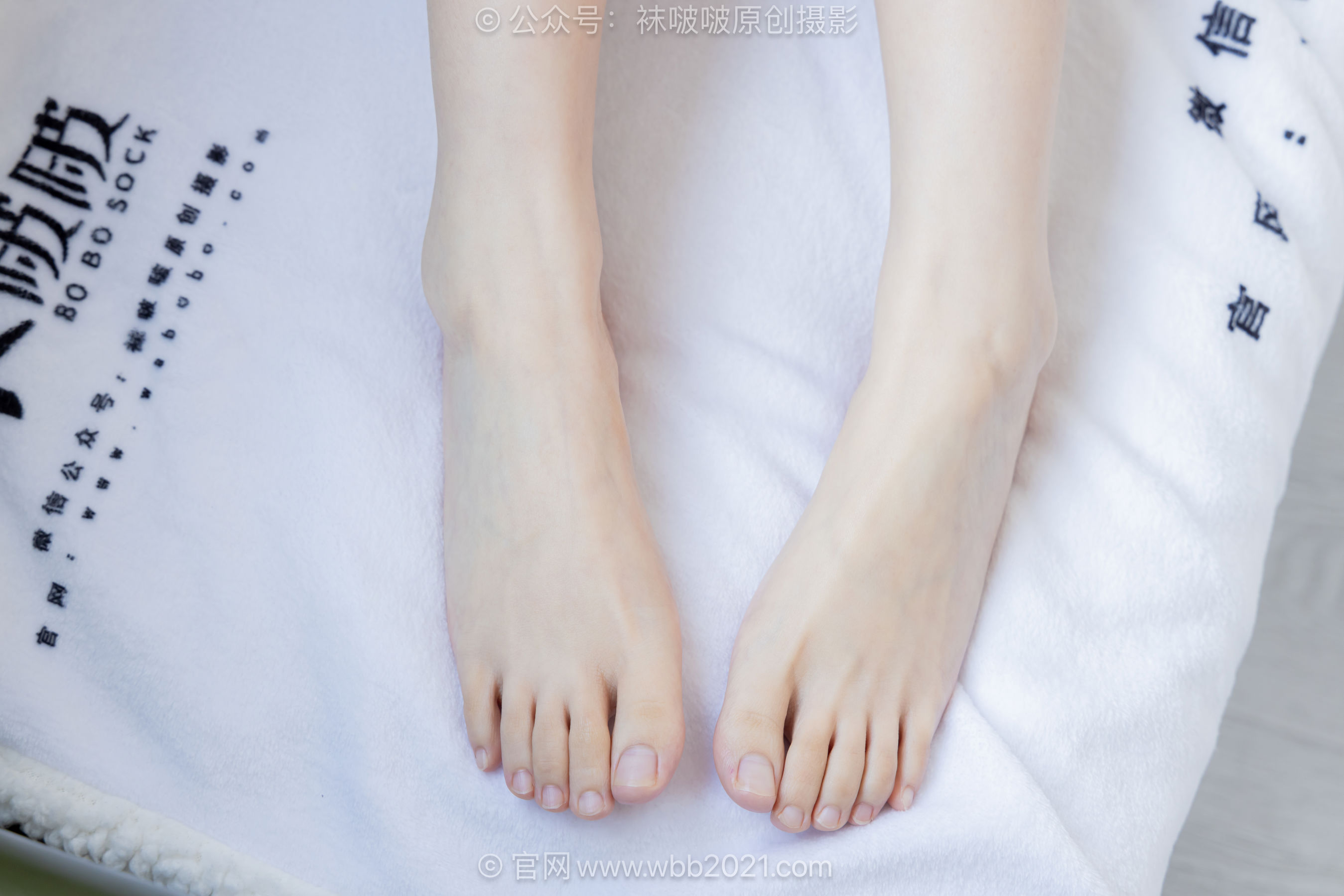 BoBoSocks袜啵啵 No.663 甜甜圈 - 高跟鞋、薄肉丝、裸足/(213P)
