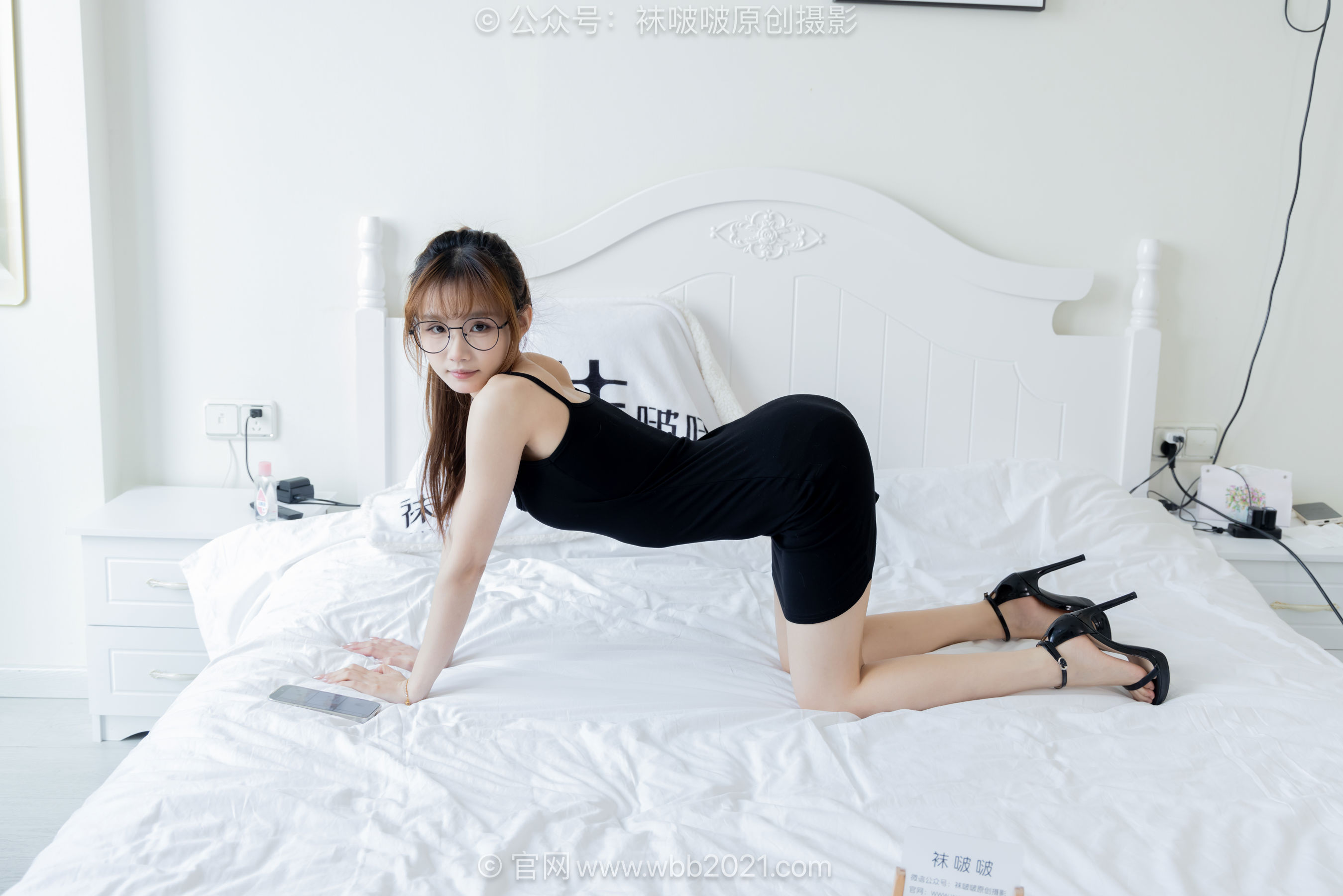 BoBoSocks袜啵啵 No.663 甜甜圈 - 高跟鞋、薄肉丝、裸足/(213P)