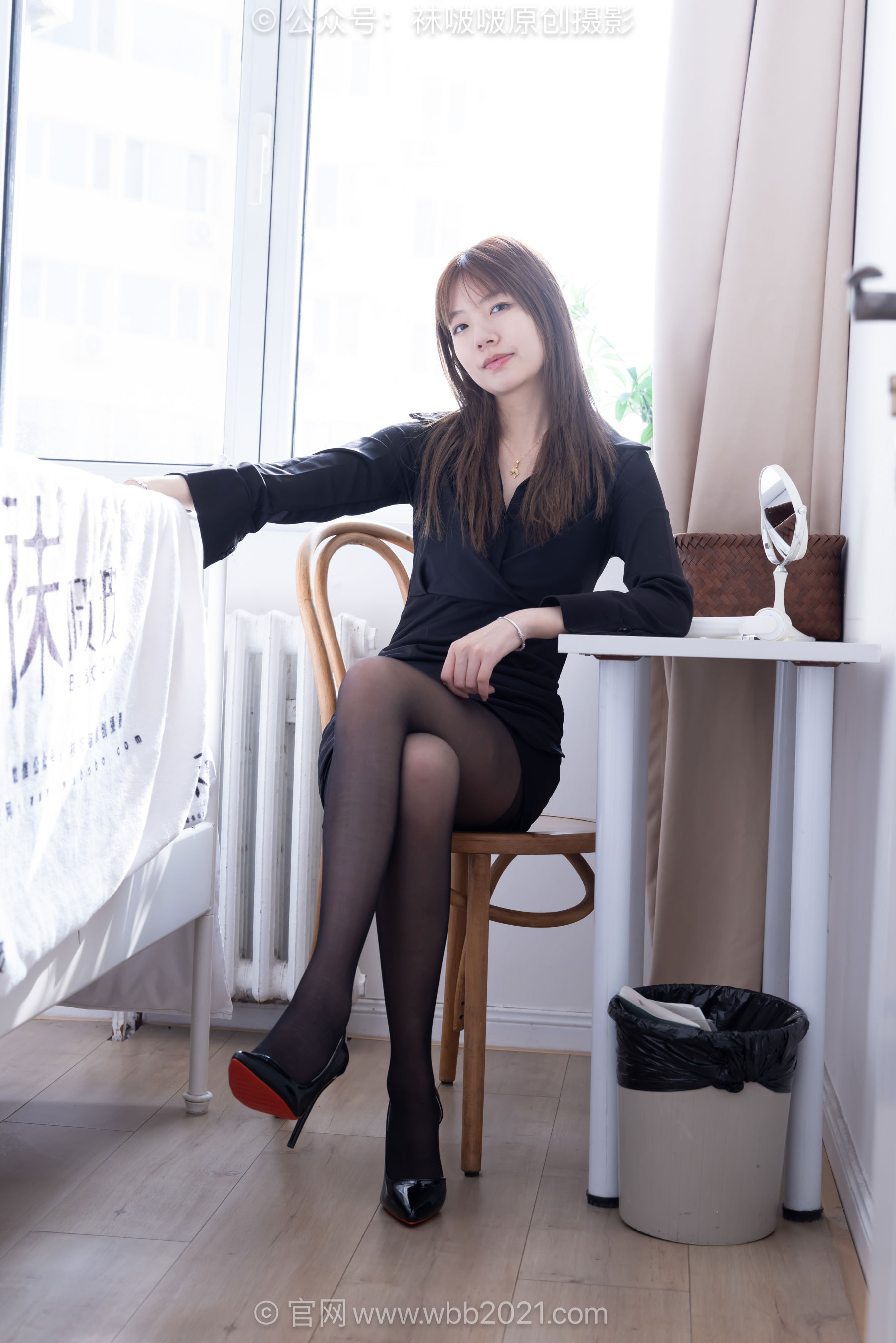 BoBoSocks袜啵啵 No.658 小甜豆 - 高跟鞋、薄肉丝、薄黑丝、薄灰丝、ol风/(310P)