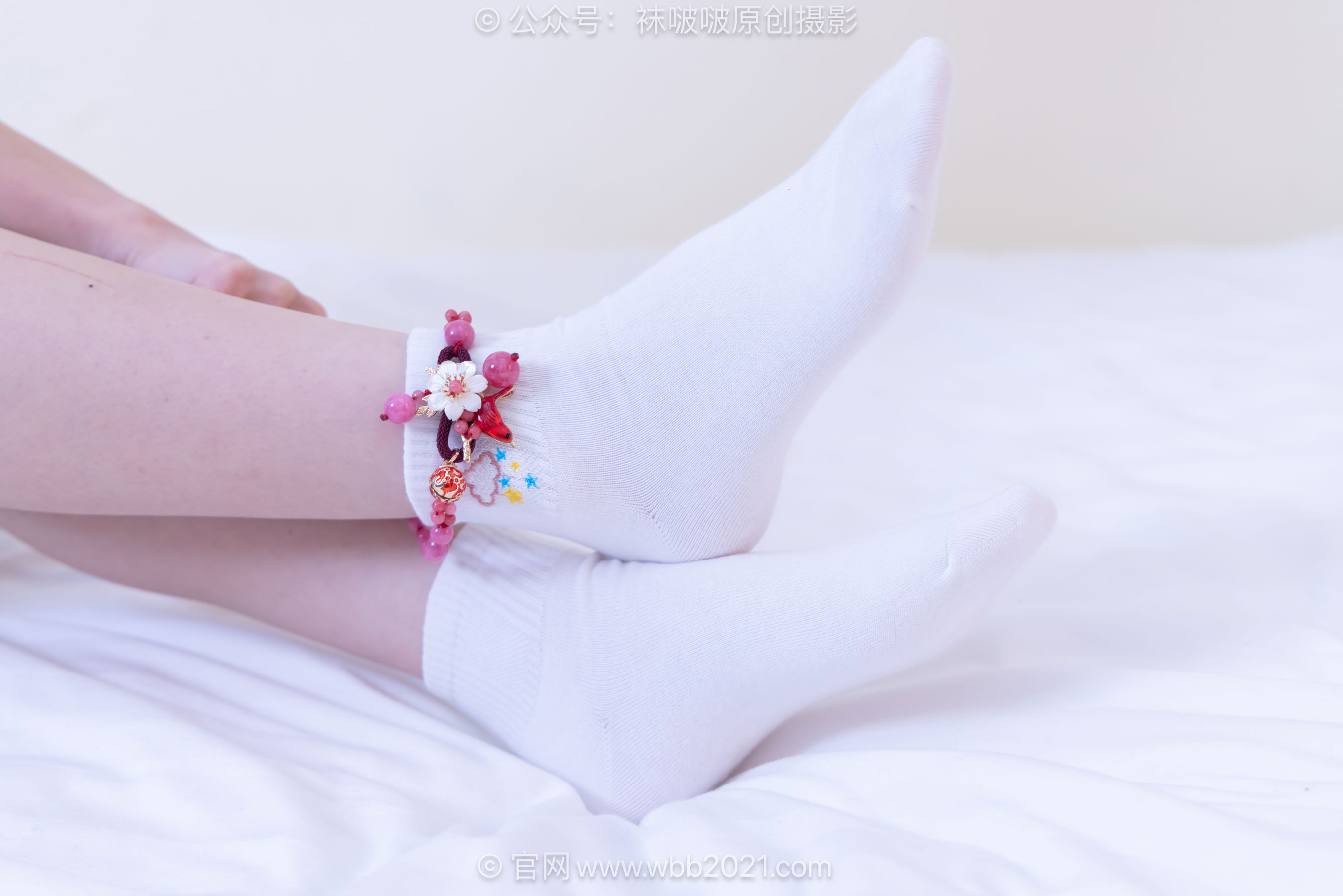 BoBoSocks袜啵啵 No.661 甜甜圈 - 按摩拖鞋、白棉袜、裸足、jk制服/(166P)