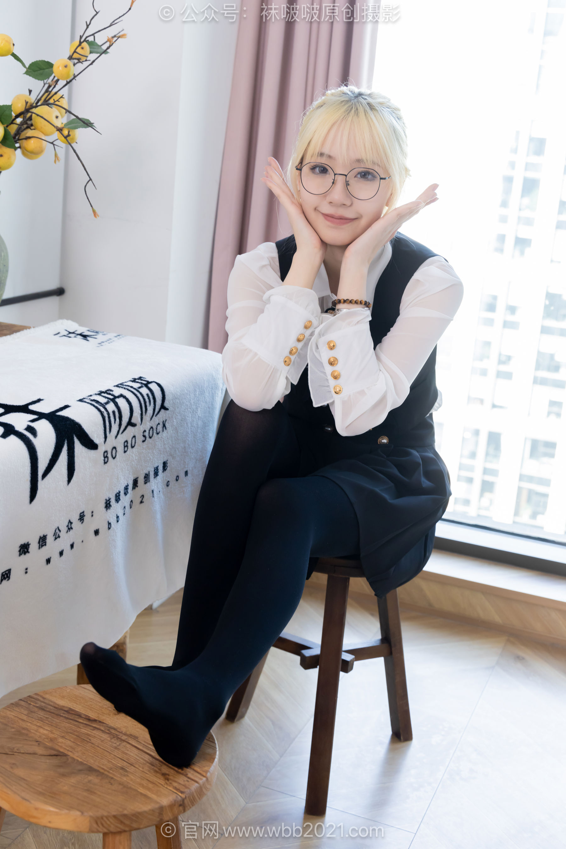 BoBoSocks袜啵啵 No.653 小甜豆 - 皮鞋、厚黑丝、瑜伽动作/(146P)