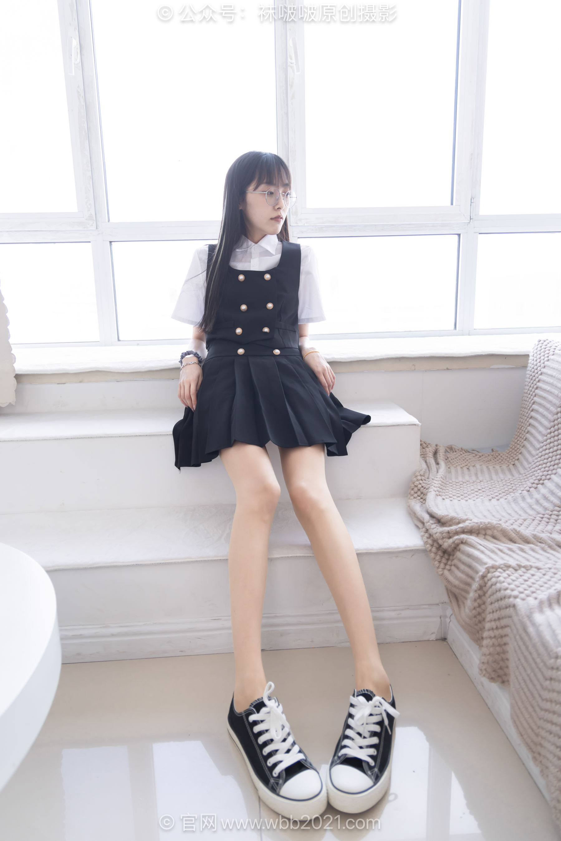 BoBoSocks袜啵啵 No.657 稚予 - 板鞋、帆布鞋、油亮薄肉丝、裸足、jk制服/(155P)