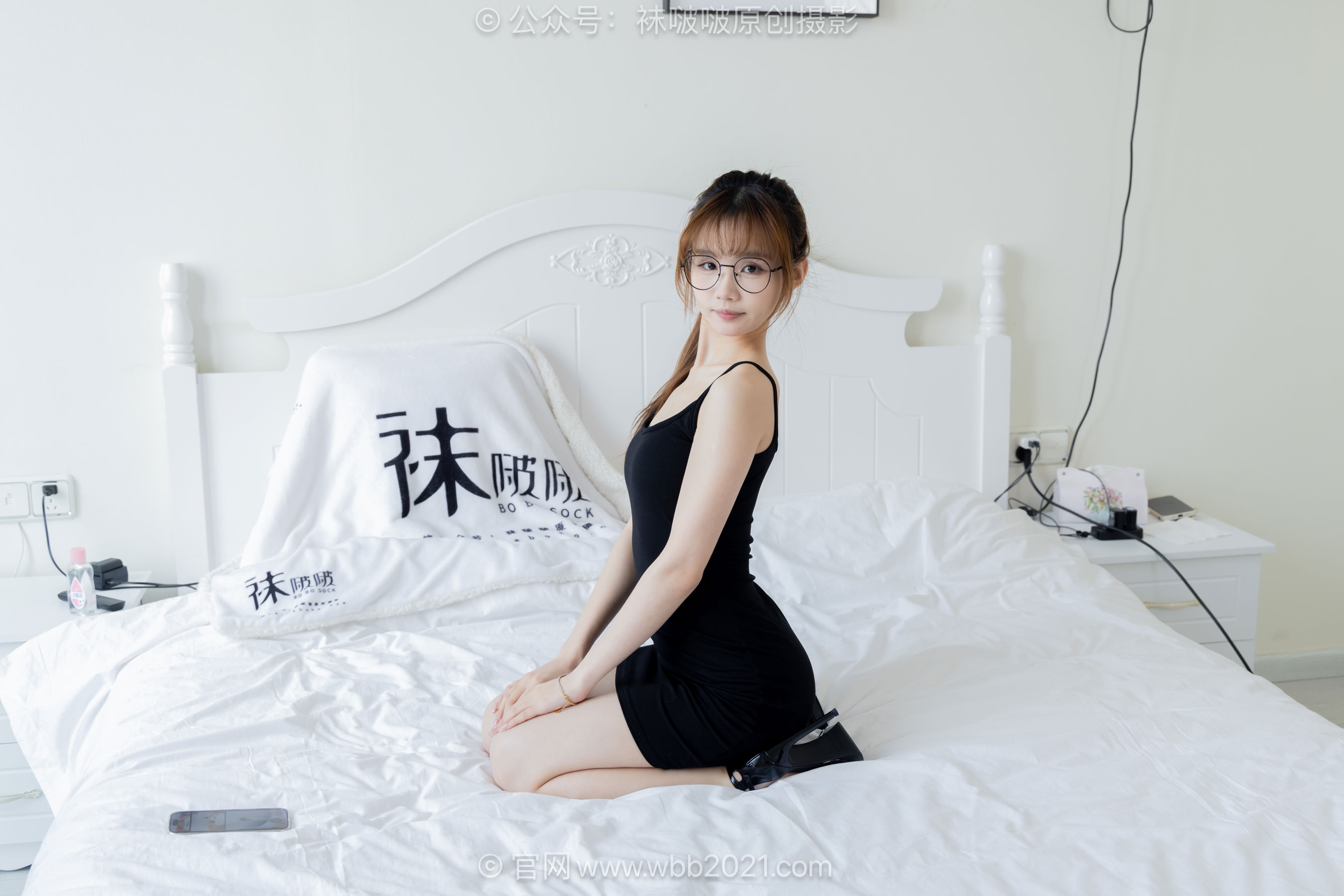 BoBoSocks袜啵啵 No.663 甜甜圈 - 高跟鞋、薄肉丝、裸足/(213P)
