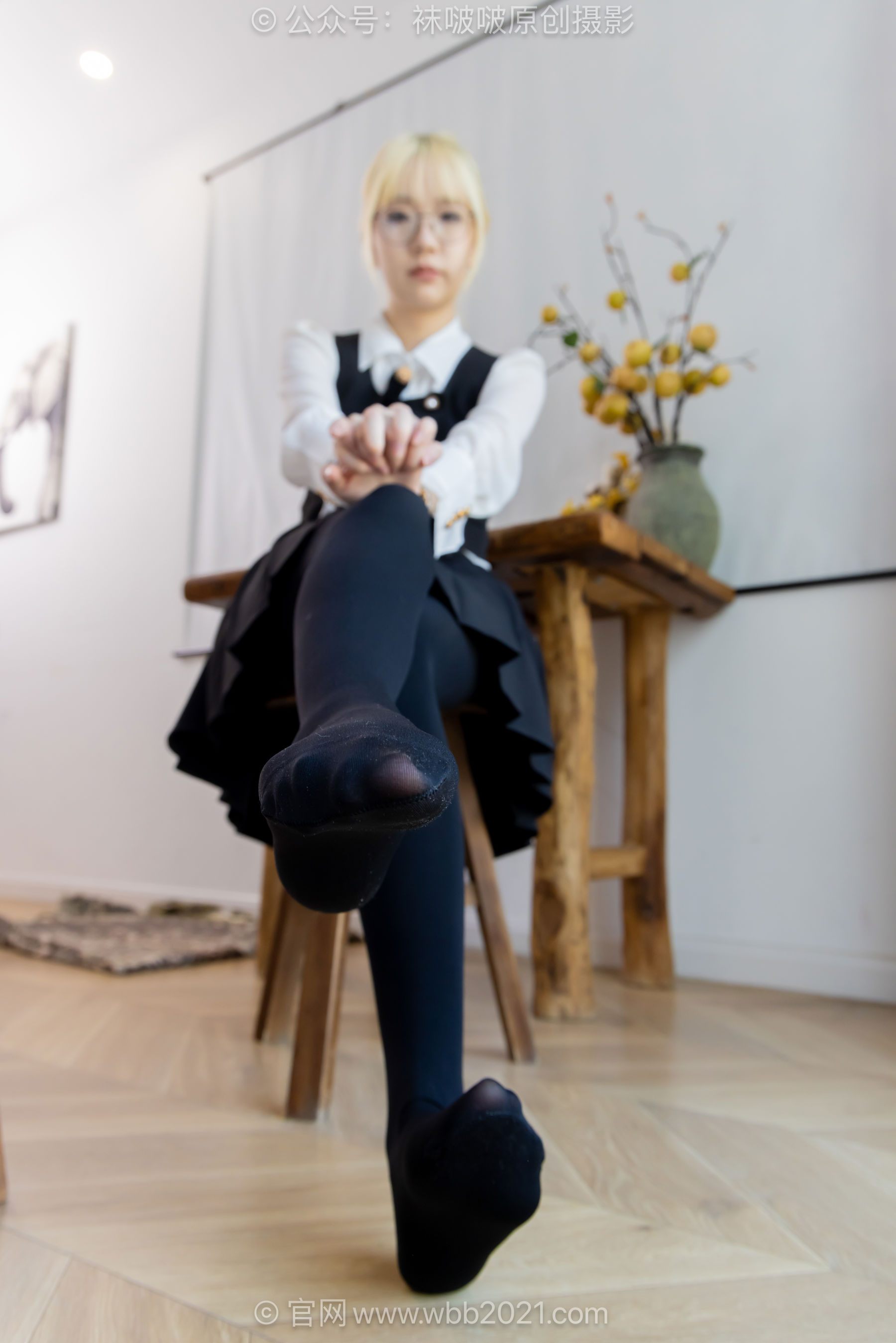 BoBoSocks袜啵啵 No.653 小甜豆 - 皮鞋、厚黑丝、瑜伽动作/(146P)