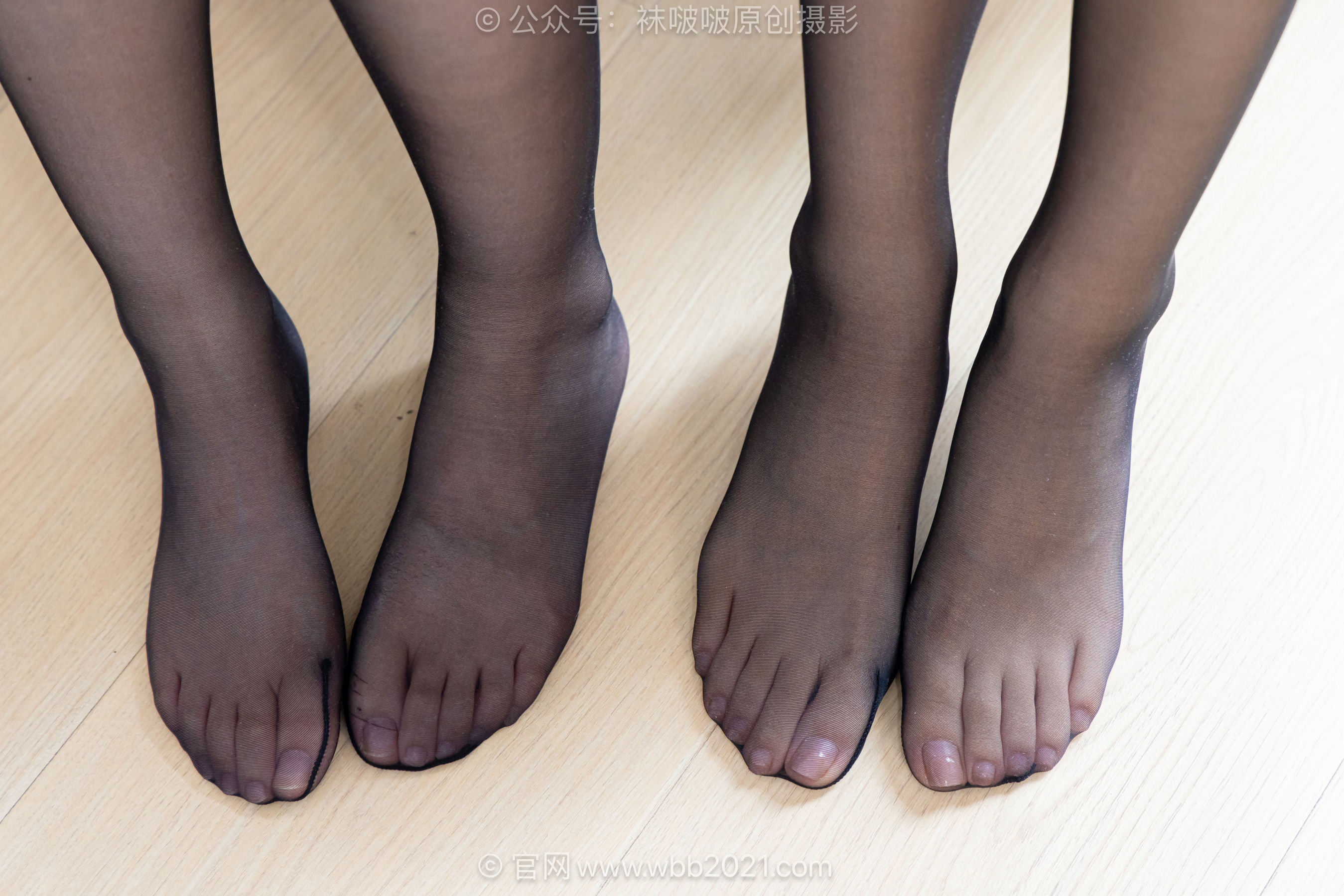 BoBoSocks袜啵啵 No.654 甜甜圈&焦糖 - 长靴、薄黑丝、薄蓝丝大腿袜、裸足/(150P)