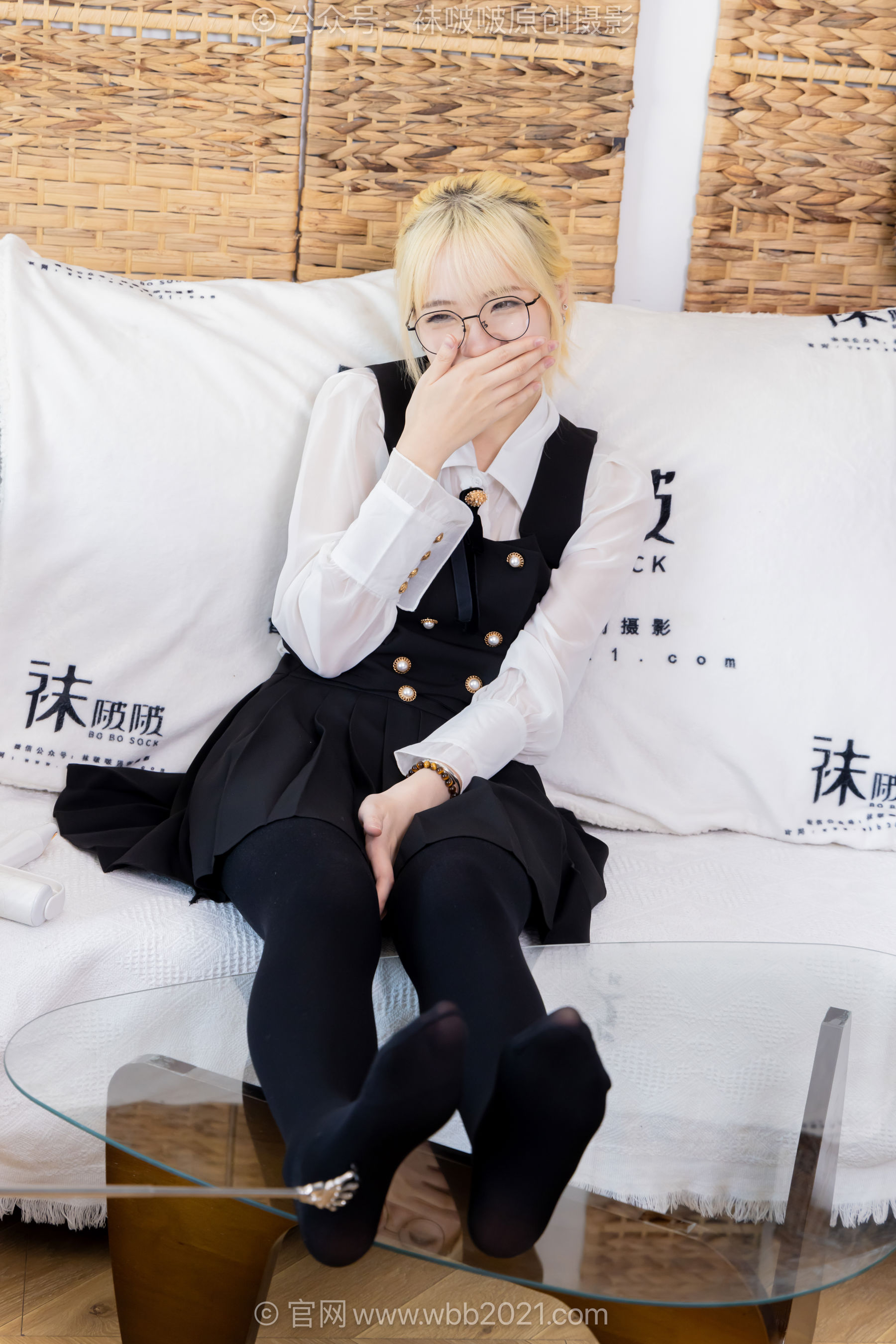 BoBoSocks袜啵啵 No.653 小甜豆 - 皮鞋、厚黑丝、瑜伽动作/(146P)