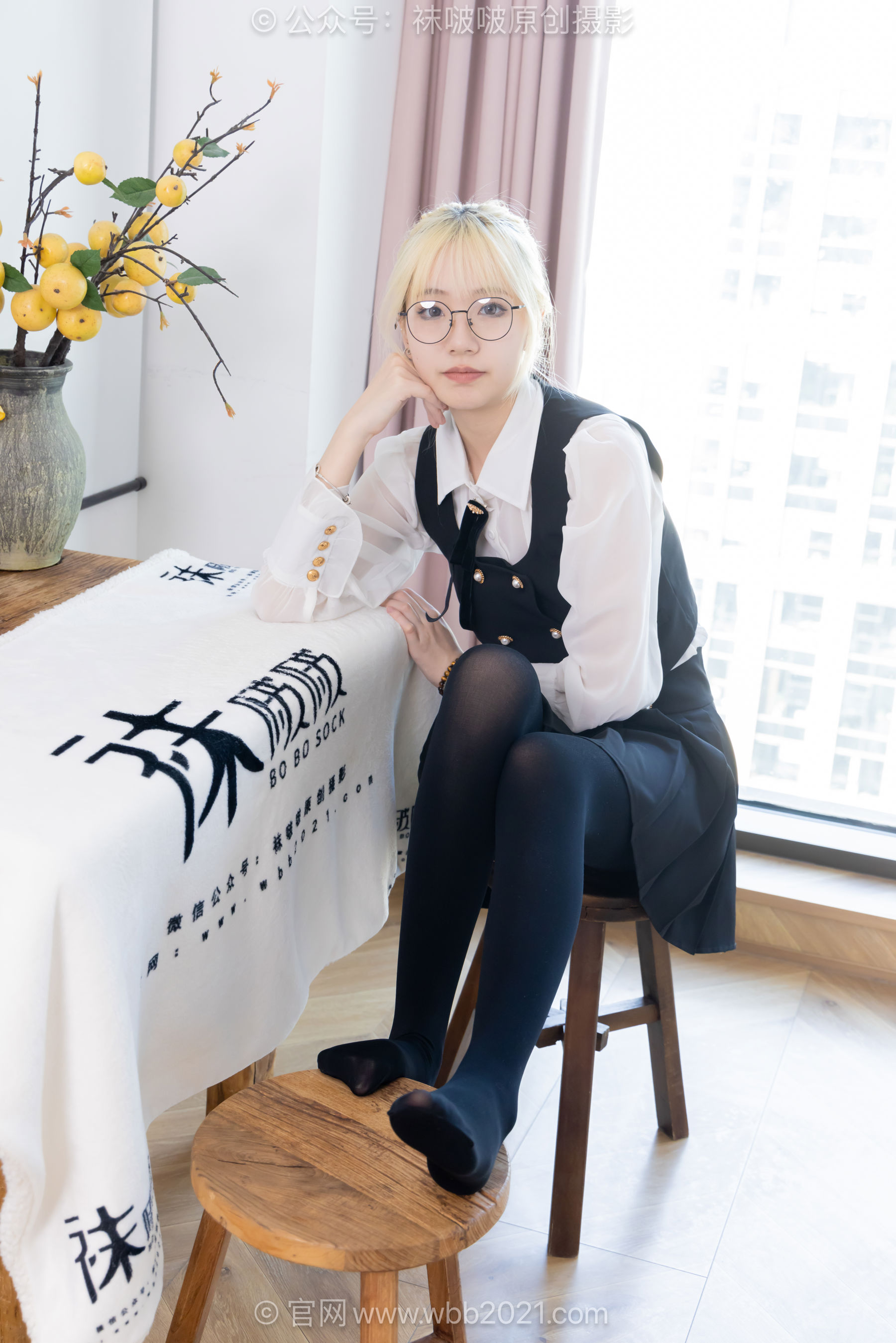 BoBoSocks袜啵啵 No.653 小甜豆 - 皮鞋、厚黑丝、瑜伽动作/(146P)