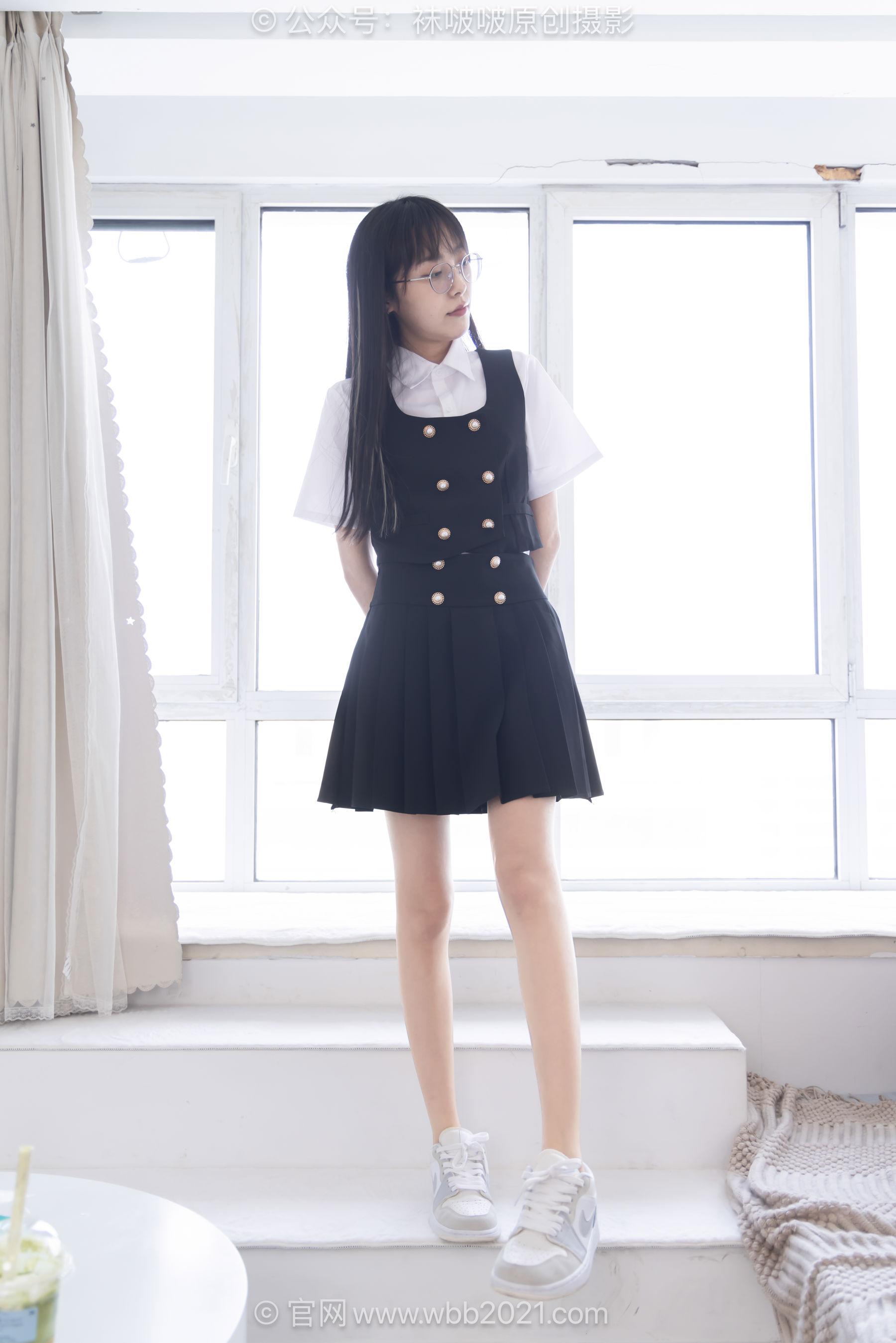 BoBoSocks袜啵啵 No.657 稚予 - 板鞋、帆布鞋、油亮薄肉丝、裸足、jk制服/(155P)