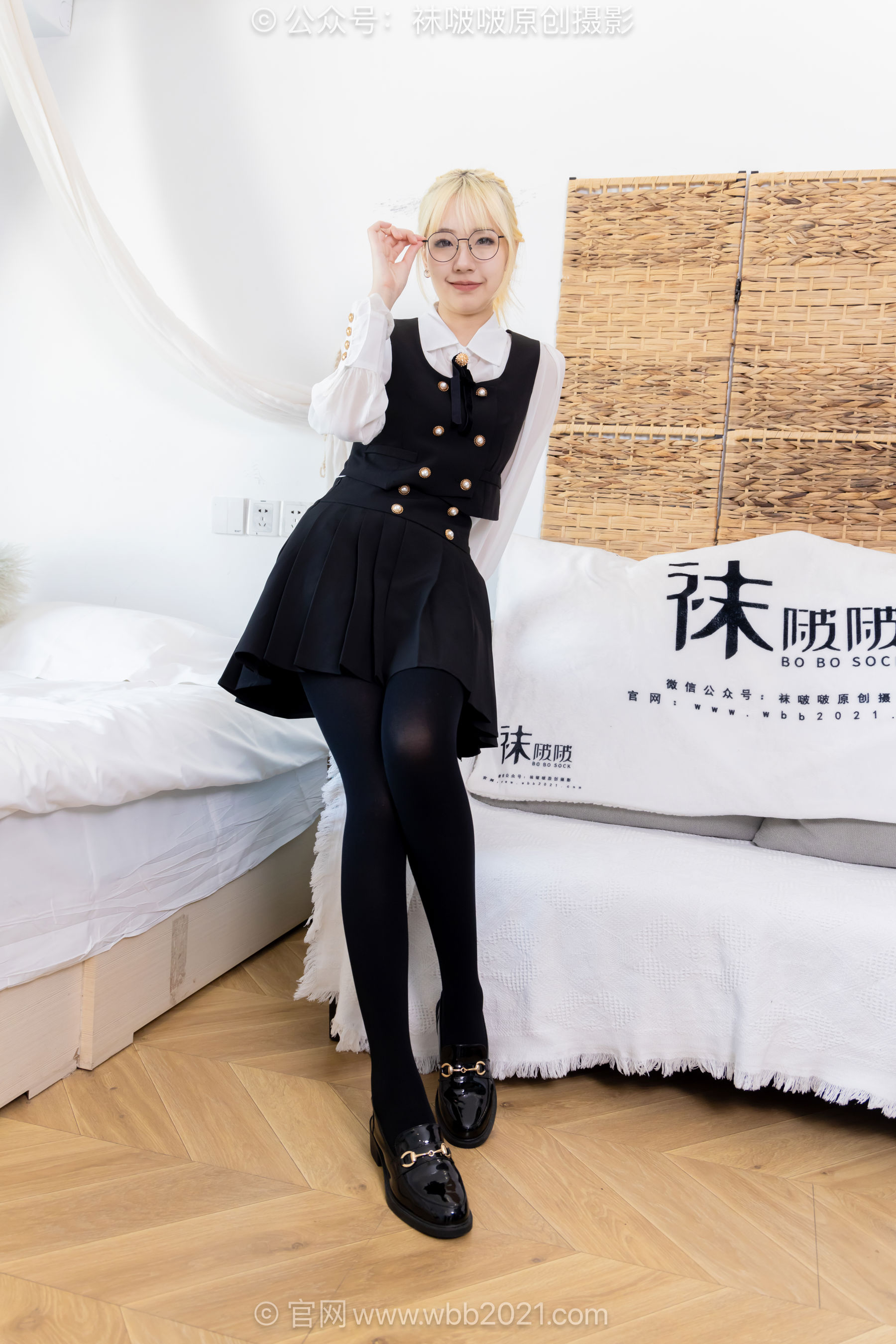 BoBoSocks袜啵啵 No.653 小甜豆 - 皮鞋、厚黑丝、瑜伽动作/(146P)