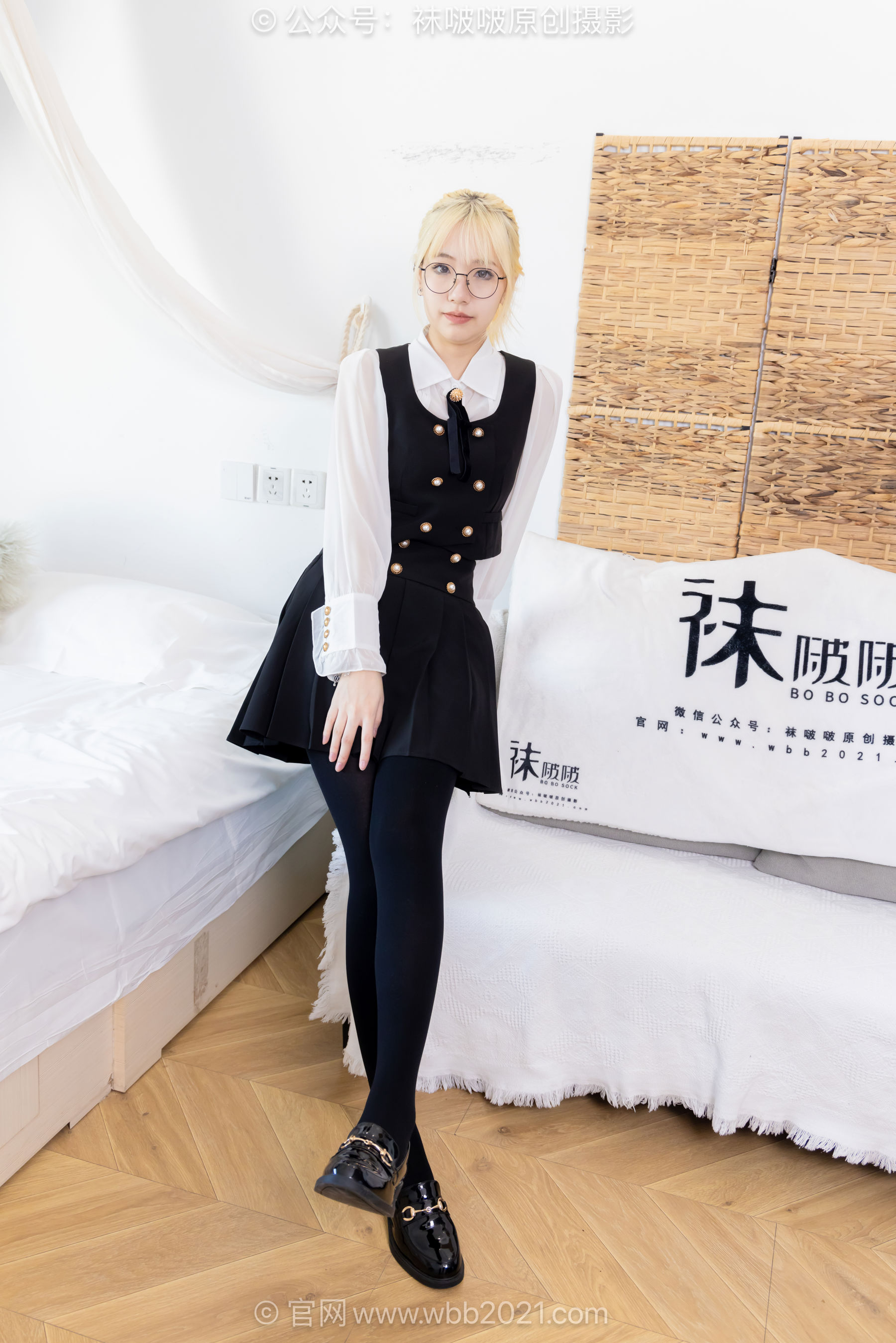 BoBoSocks袜啵啵 No.653 小甜豆 - 皮鞋、厚黑丝、瑜伽动作/(146P)