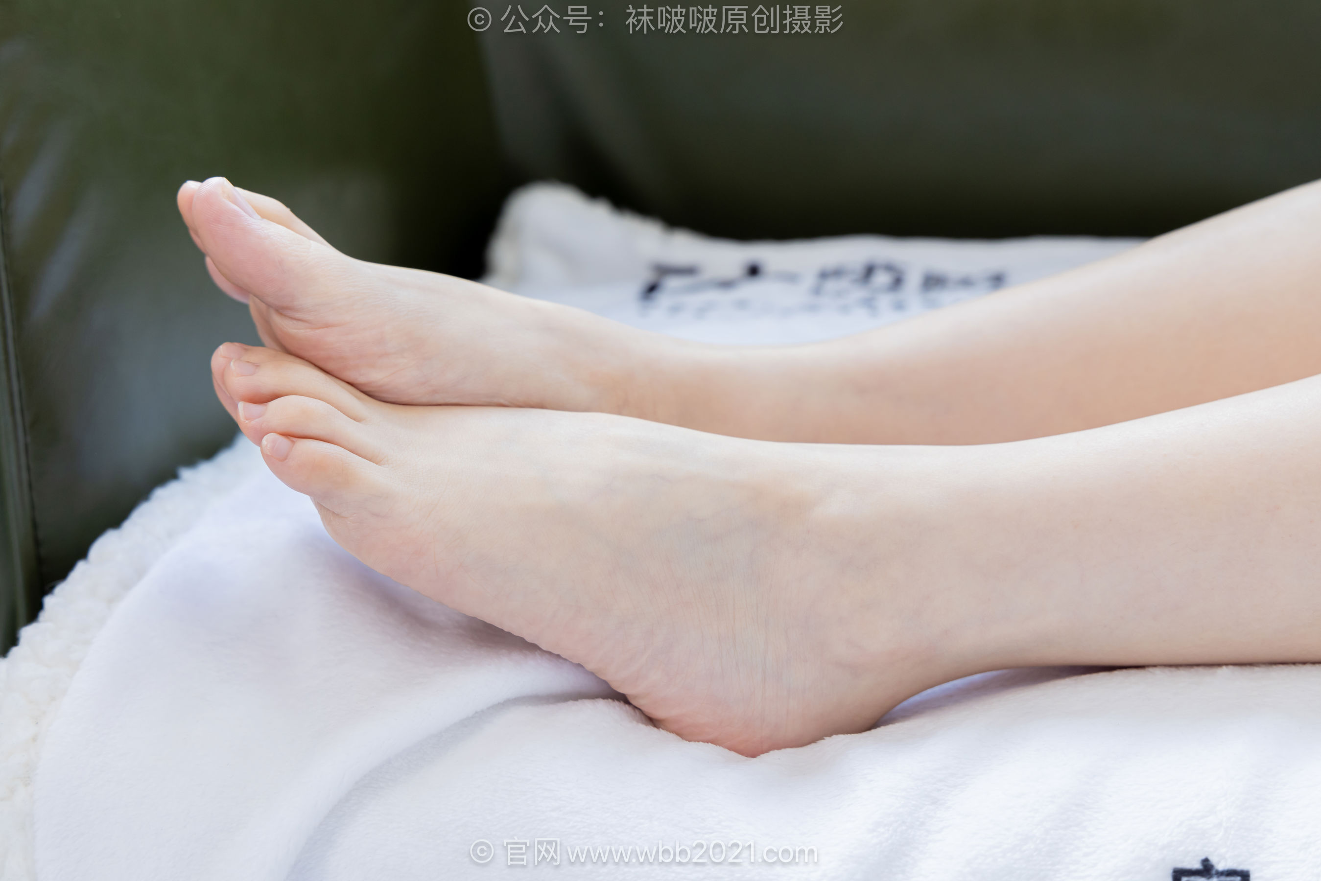 BoBoSocks袜啵啵 No.663 甜甜圈 - 高跟鞋、薄肉丝、裸足/(213P)