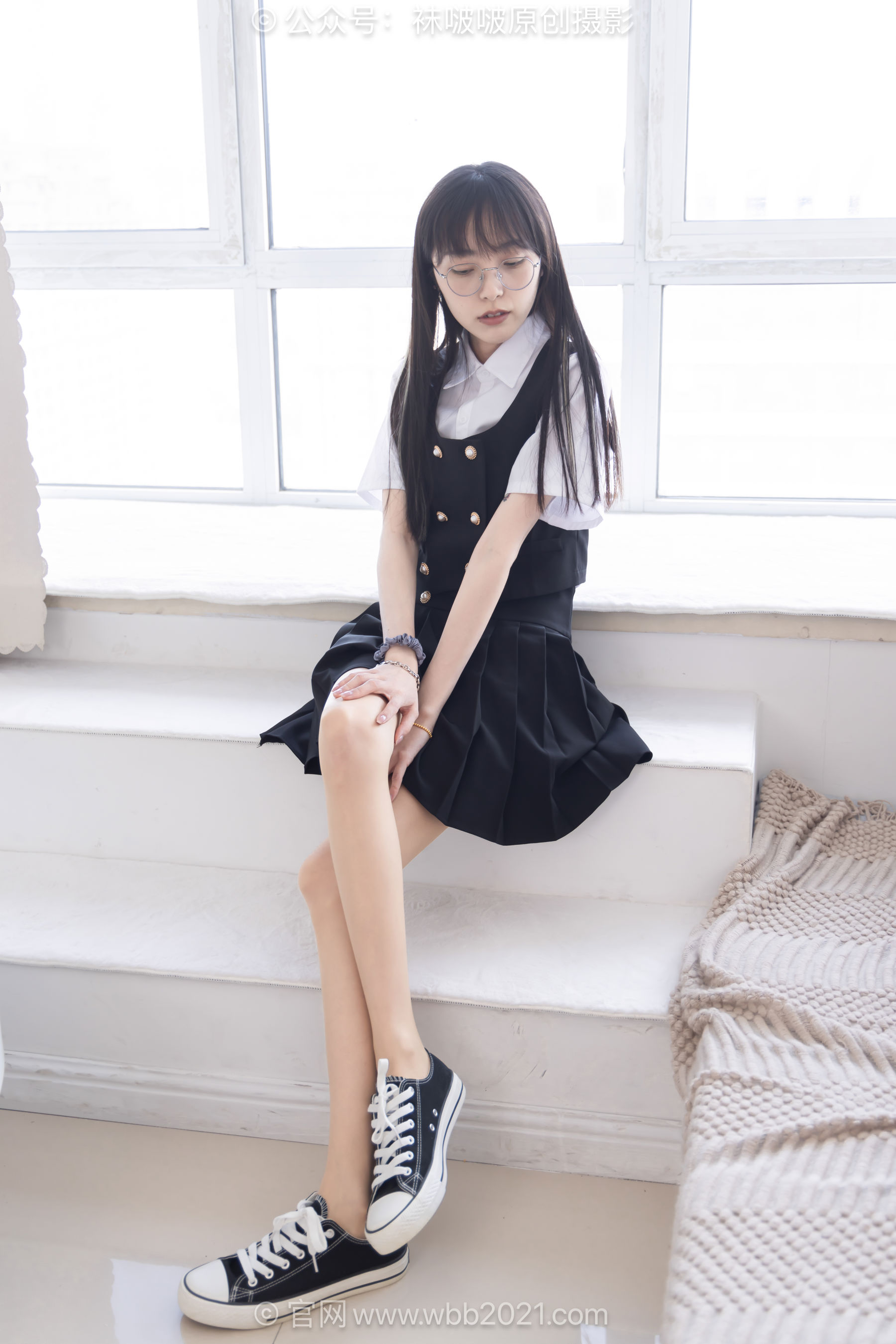 BoBoSocks袜啵啵 No.657 稚予 - 板鞋、帆布鞋、油亮薄肉丝、裸足、jk制服/(155P)