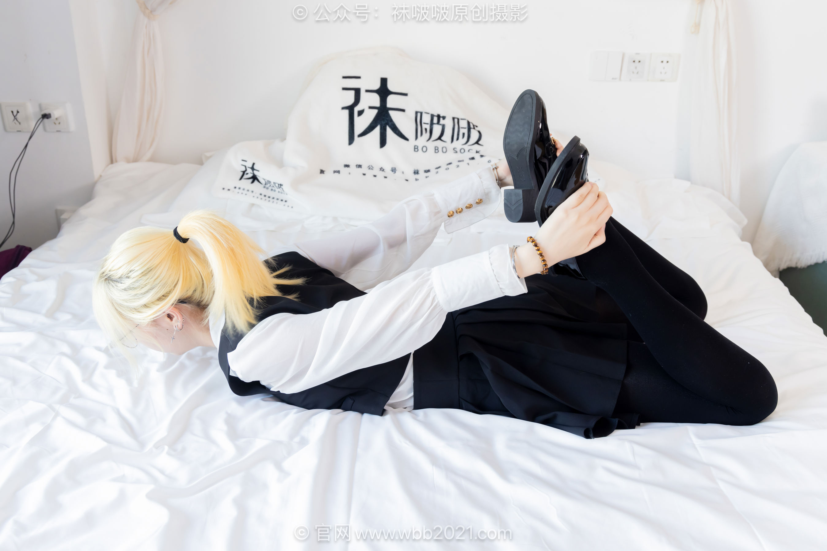BoBoSocks袜啵啵 No.653 小甜豆 - 皮鞋、厚黑丝、瑜伽动作/(146P)