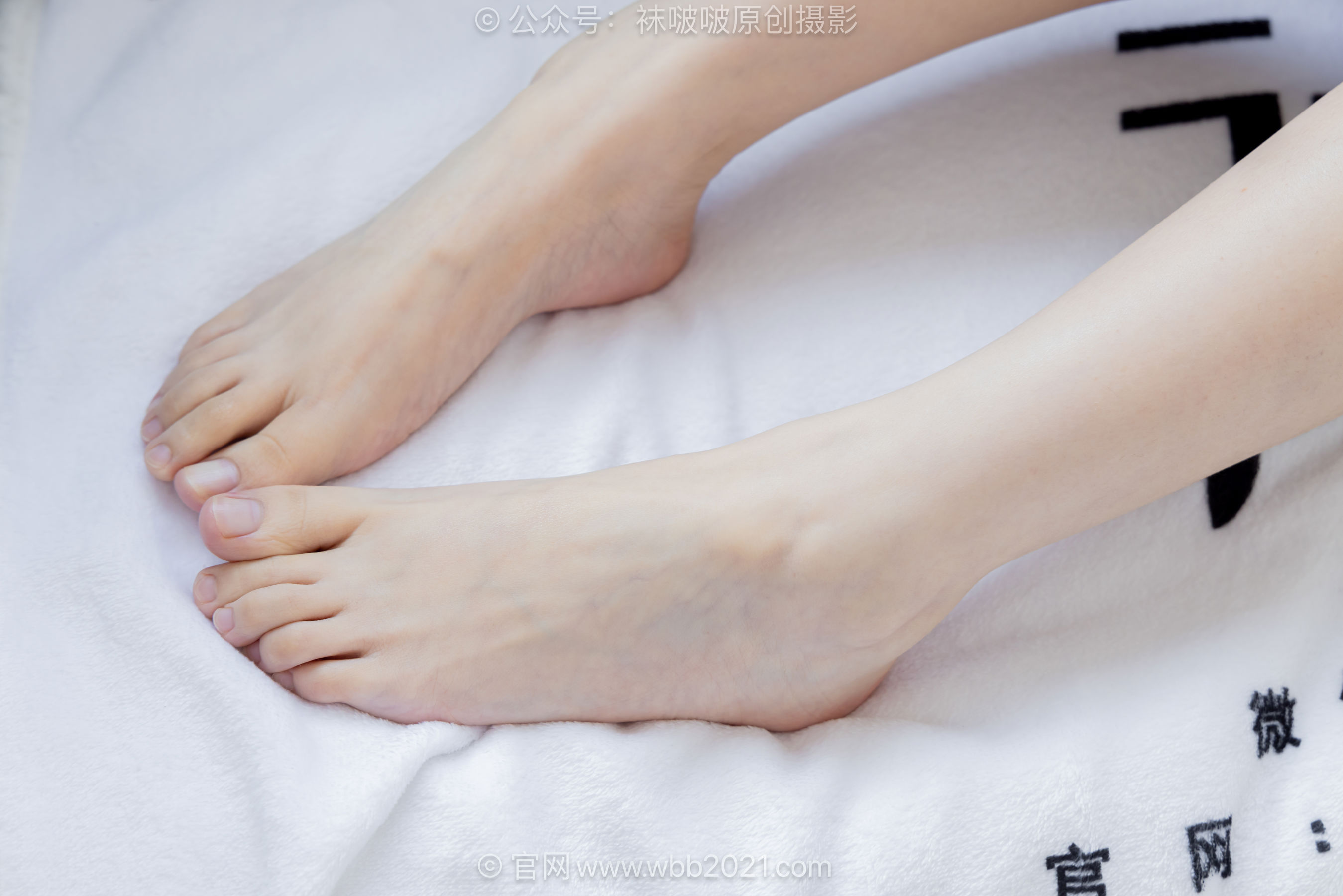 BoBoSocks袜啵啵 No.663 甜甜圈 - 高跟鞋、薄肉丝、裸足/(213P)