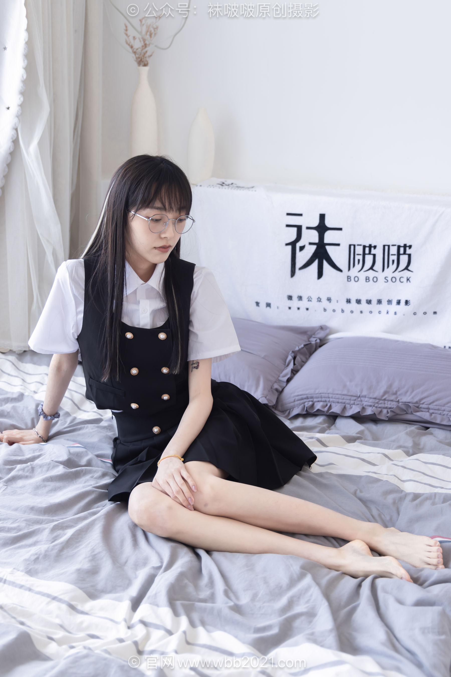 BoBoSocks袜啵啵 No.657 稚予 - 板鞋、帆布鞋、油亮薄肉丝、裸足、jk制服/(155P)