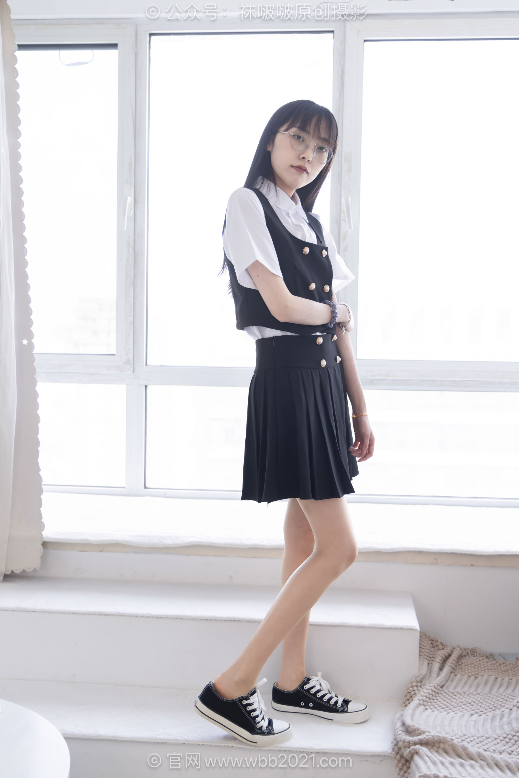 BoBoSocks袜啵啵 No.657 稚予 - 板鞋、帆布鞋、油亮薄肉丝、裸足、jk制服/(155P)