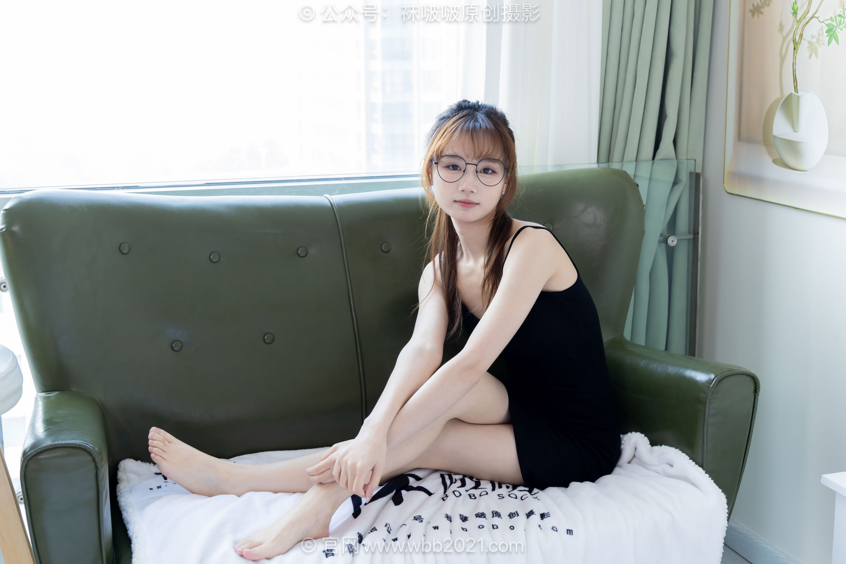 BoBoSocks袜啵啵 No.663 甜甜圈 - 高跟鞋、薄肉丝、裸足/(213P)