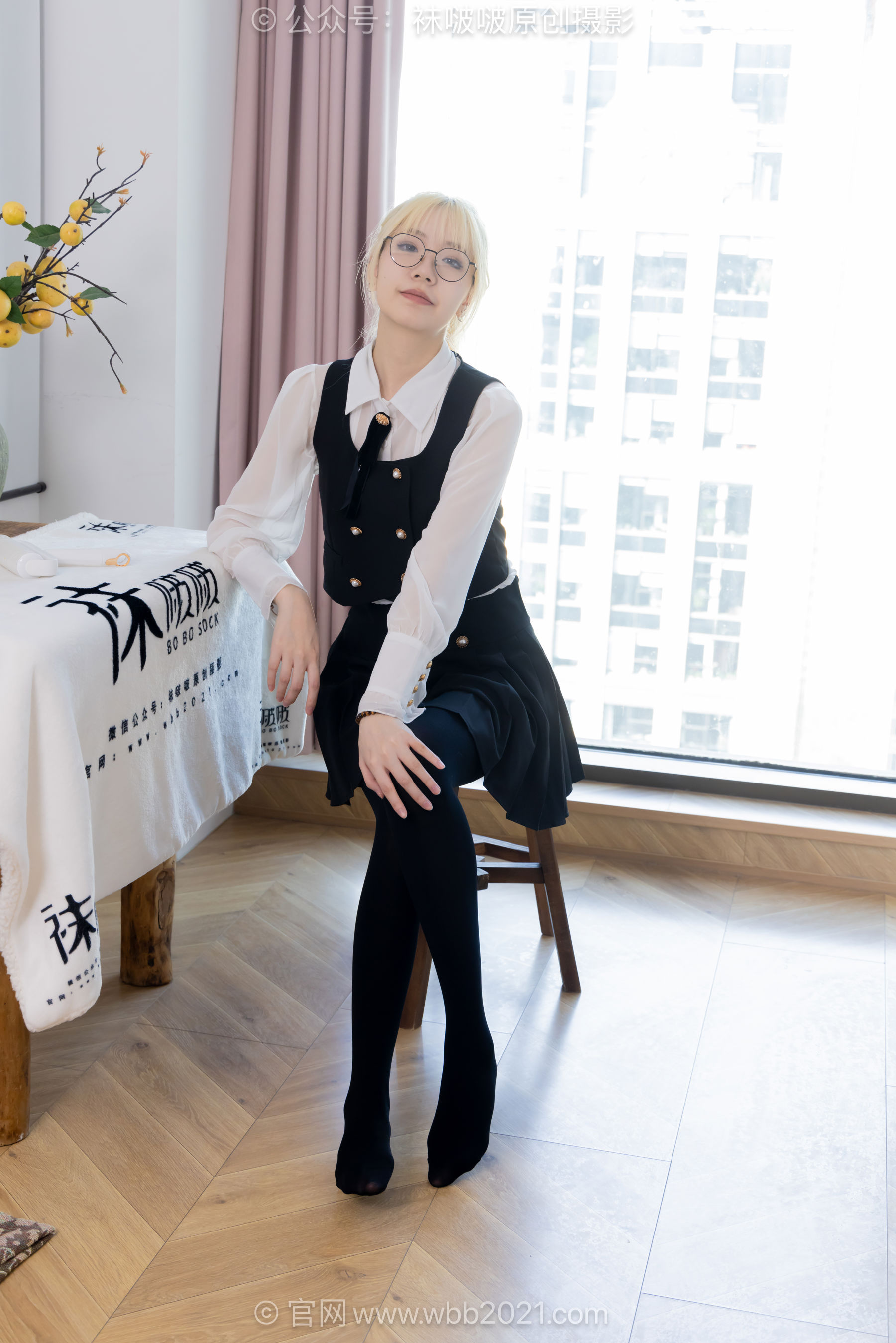 BoBoSocks袜啵啵 No.653 小甜豆 - 皮鞋、厚黑丝、瑜伽动作/(146P)