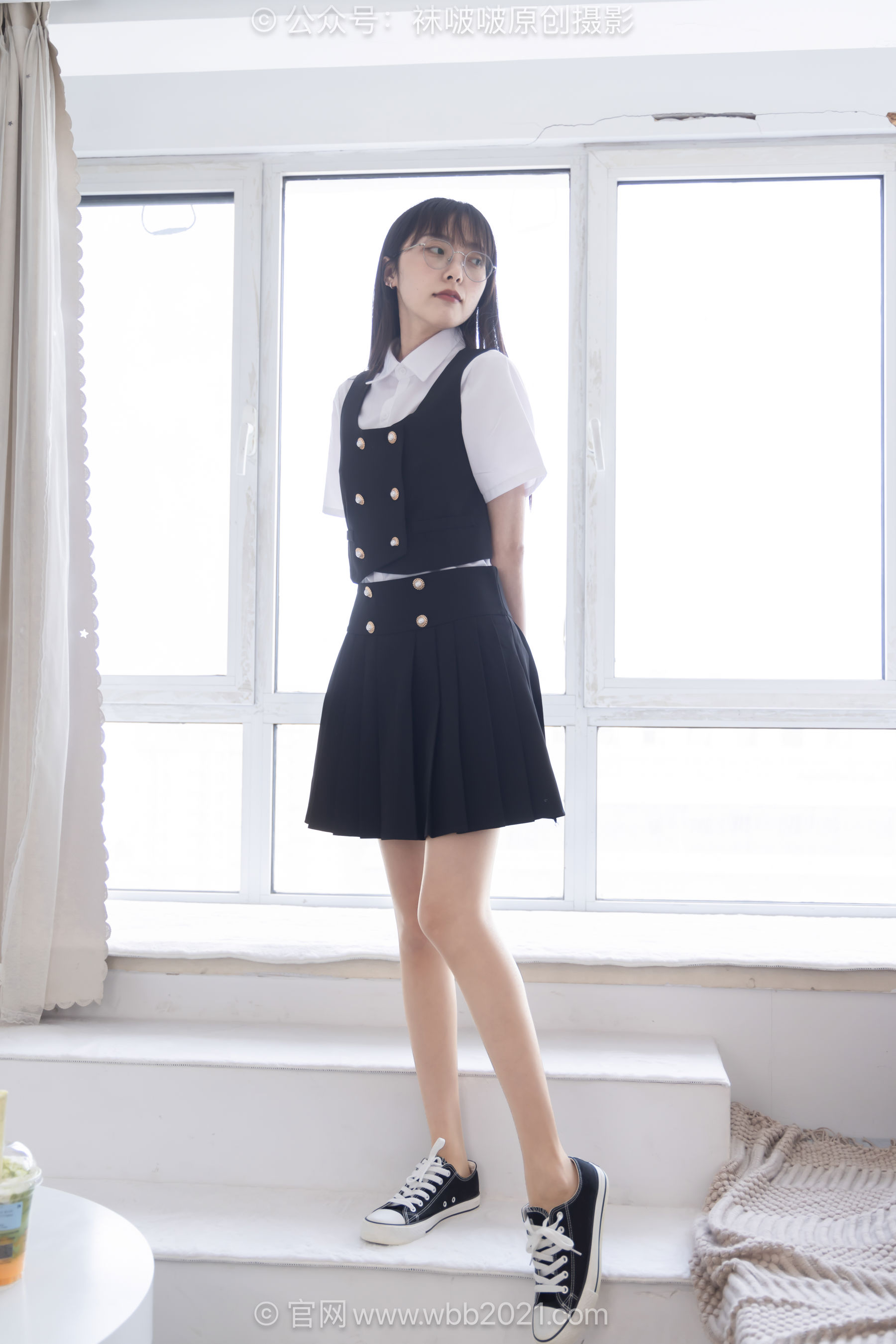 BoBoSocks袜啵啵 No.657 稚予 - 板鞋、帆布鞋、油亮薄肉丝、裸足、jk制服/(155P)