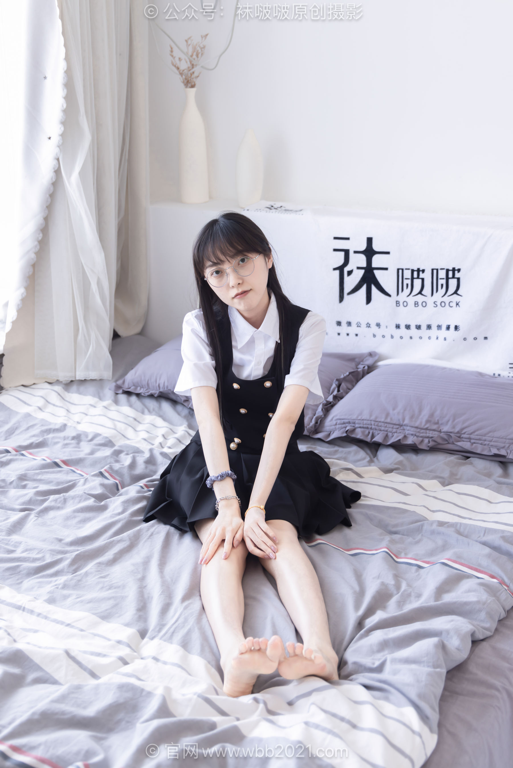 BoBoSocks袜啵啵 No.657 稚予 - 板鞋、帆布鞋、油亮薄肉丝、裸足、jk制服/(155P)