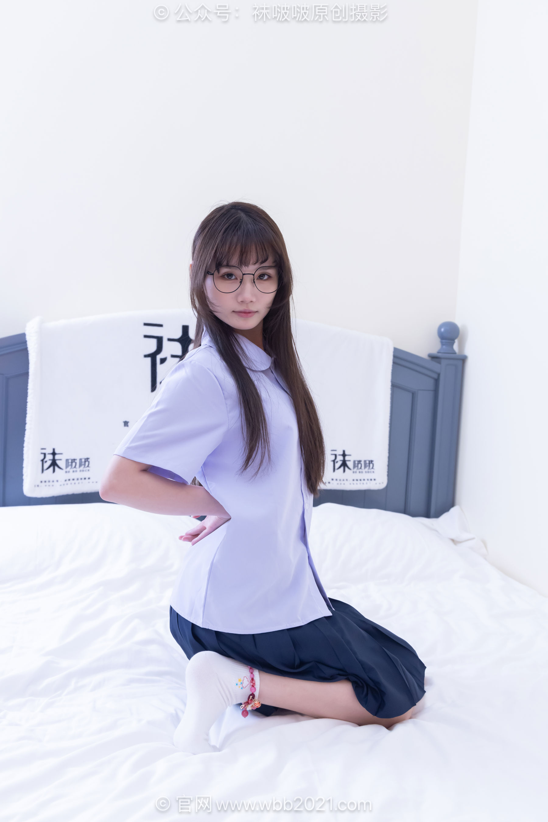 BoBoSocks袜啵啵 No.661 甜甜圈 - 按摩拖鞋、白棉袜、裸足、jk制服/(166P)